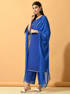 Myshka Women's Blue Embroidered Party Kurta Sets
