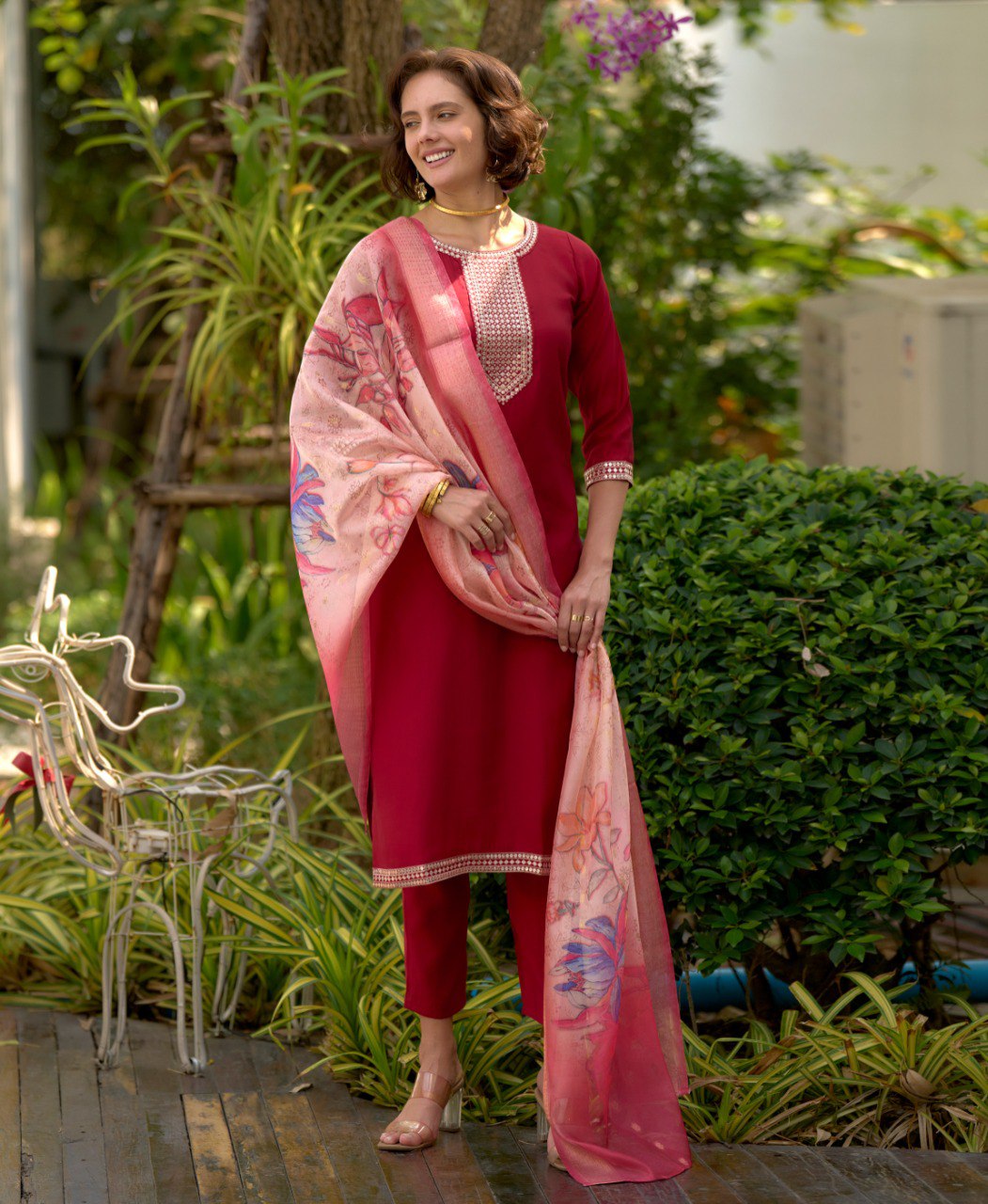 Prazu Fashion Maroon Viscose Rayon Embroidered Straight Kurta Set - Distacart