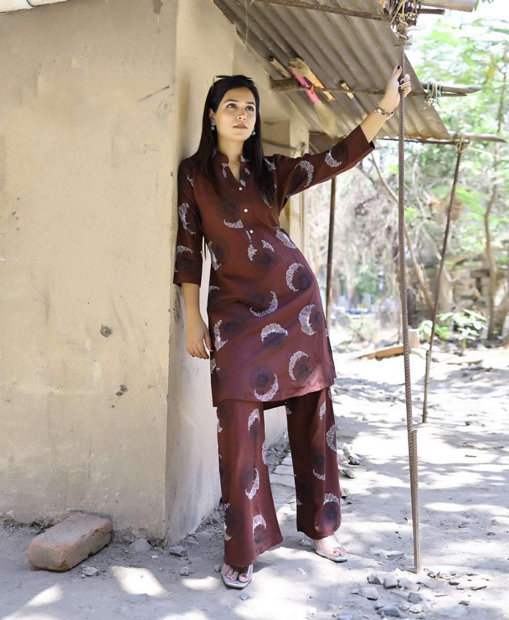 Prazu Fashion Brown Reyon Viscose Print Kurti With Pant - Distacart