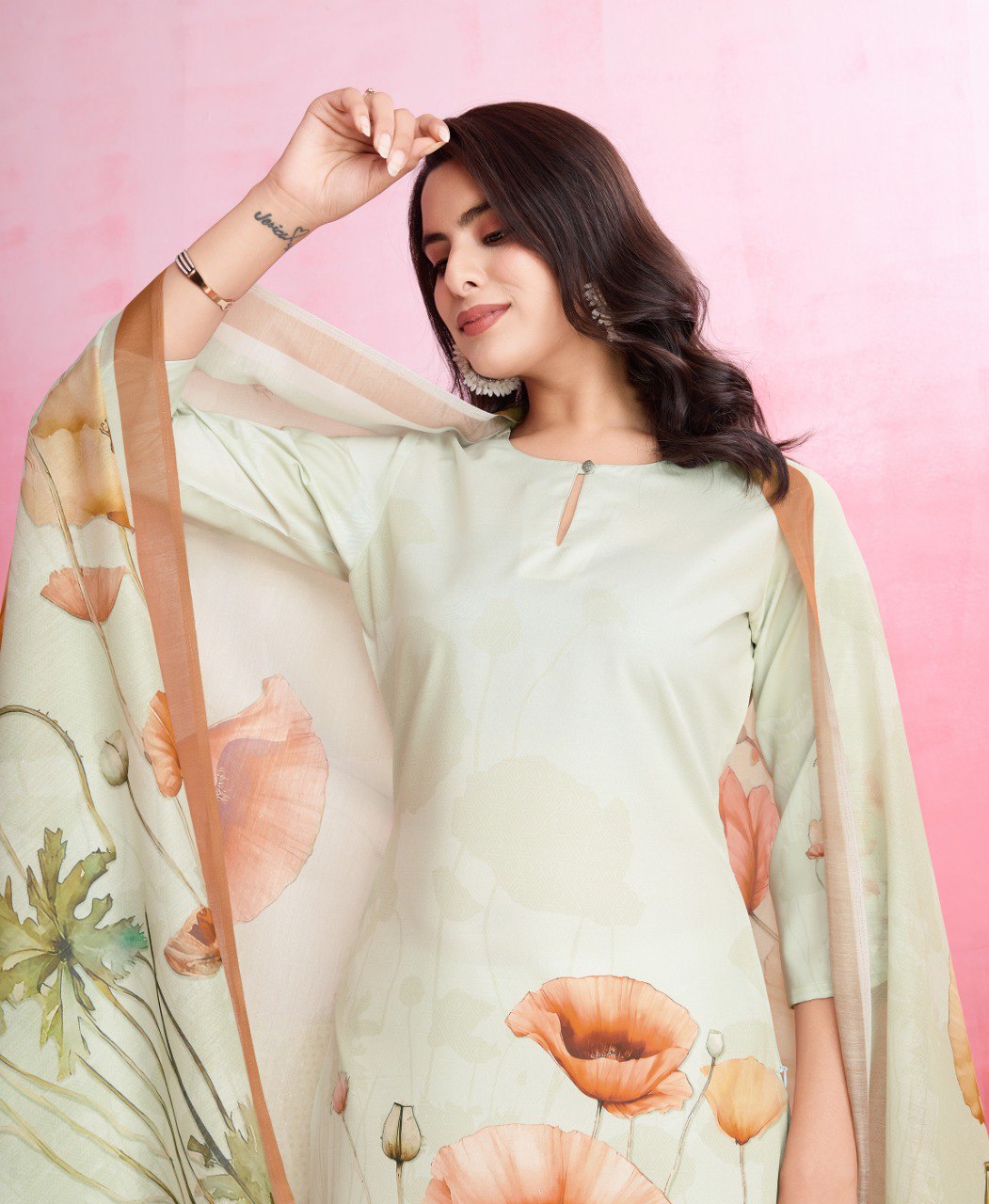 Prazu Fashion Cream Crepe Printed Designer Kurta Set - Distacart