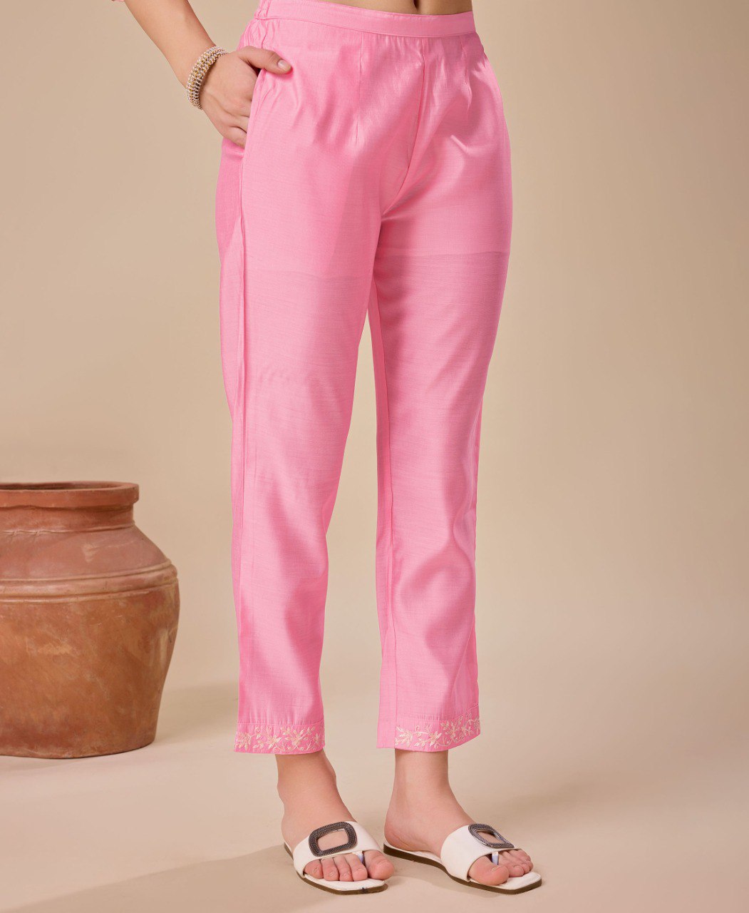 Prazu Fashion Pink Viscose Silk Embroidered Kurta Set - Distacart