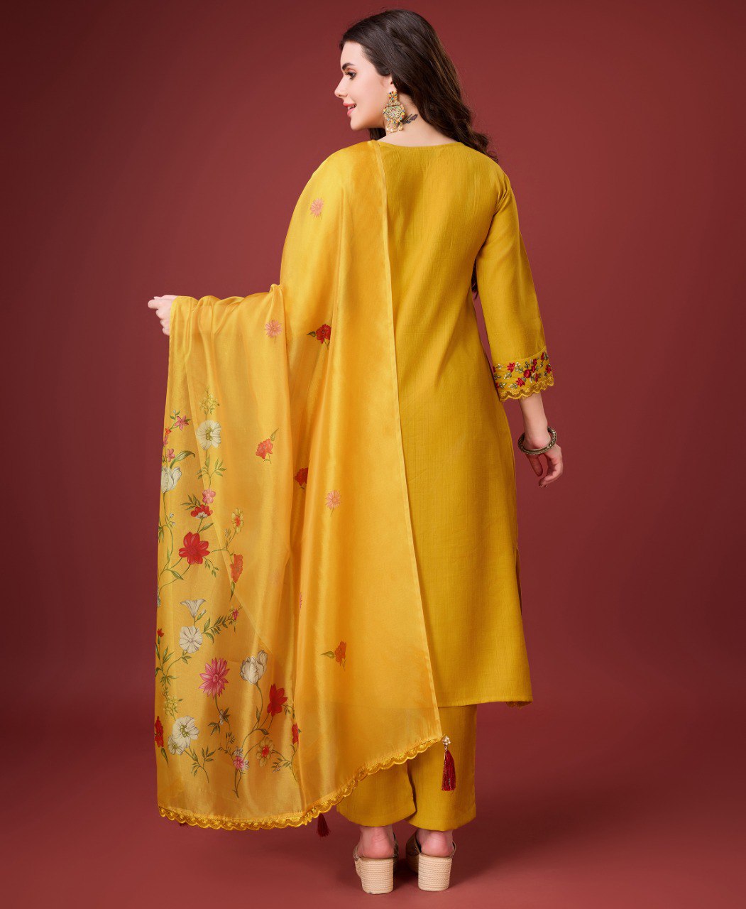 Prazu Fashion Yellow Viscose Silk Embroidered Kurta Set - Distacart