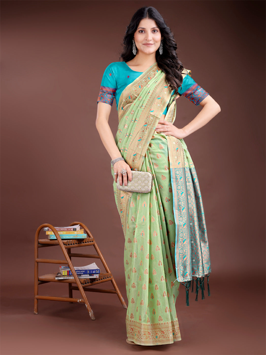 Shree Shyam Fashion Elegant Light Green Cotton Saree with Contrast Pallu - Perfect Blend of Tradition & Comfort
