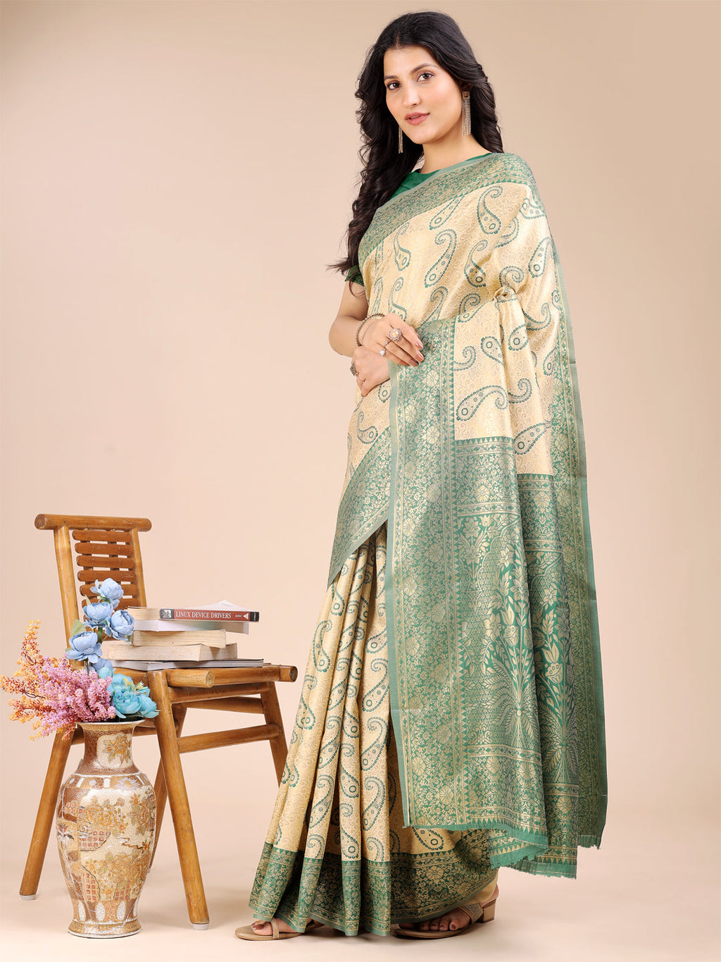 Shree Shyam Fashion Cream & Green Banarasi silk Woven Zari Work Traditional Tassel Saree