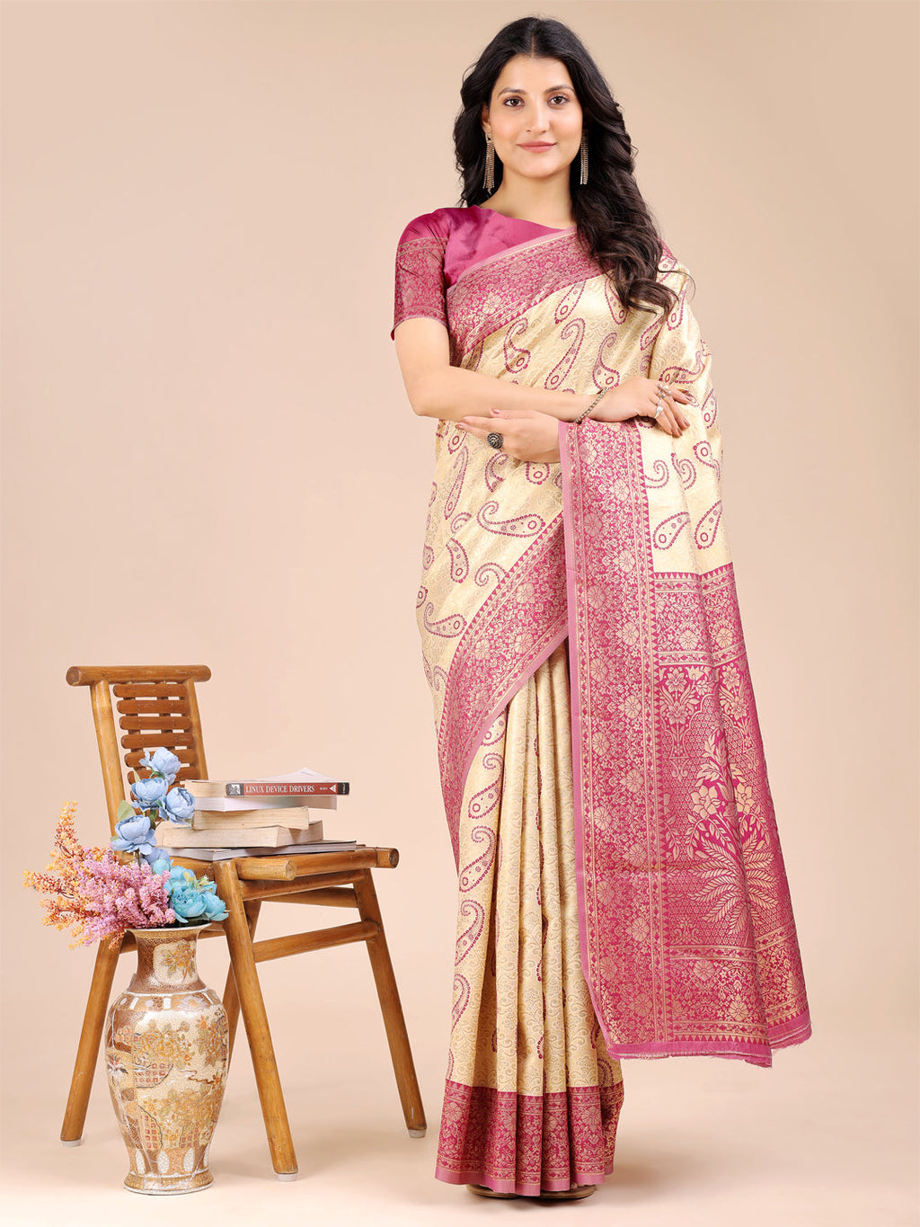 Shree Shyam Fashion Cream & Magenta Banarasi silk Woven Zari Work Traditional Tassel Saree