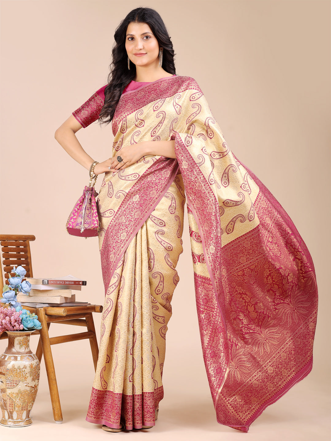 Shree Shyam Fashion Cream & Magenta Banarasi silk Woven Zari Work Traditional Tassel Saree