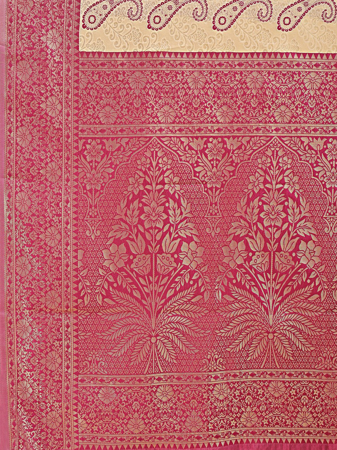 Shree Shyam Fashion Cream & Magenta Banarasi silk Woven Zari Work Traditional Tassel Saree
