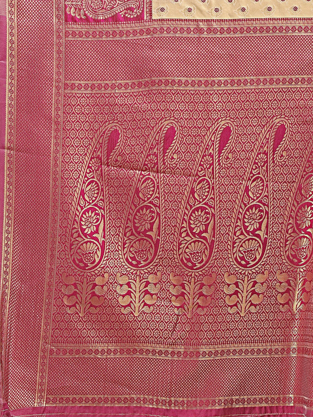 Shree Shyam Fashion Cream & Magenta Banarasi silk Woven Zari Work Traditional Tassel Saree