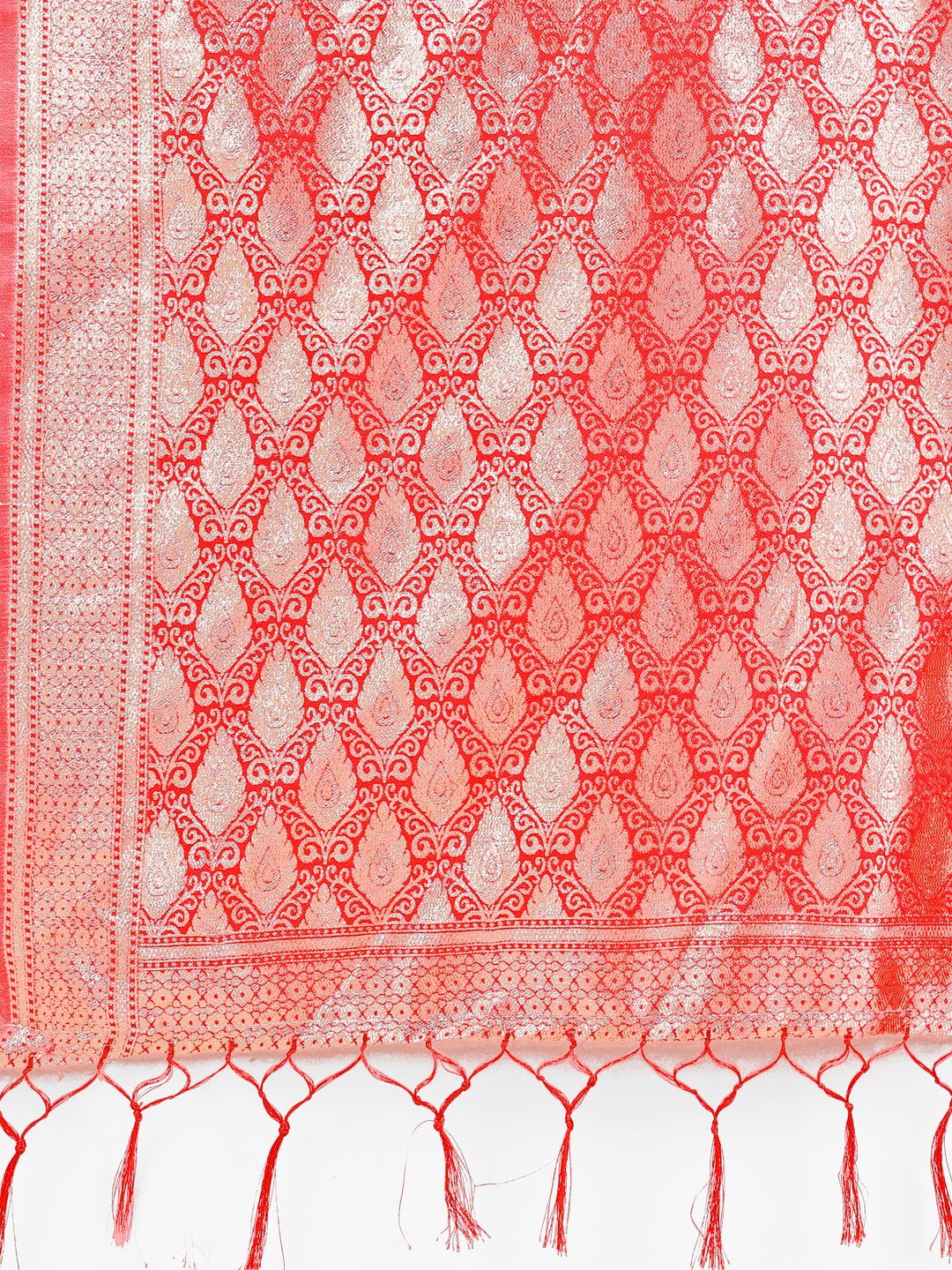 Shree Shyam Fashion White & Red Banarasi Silk Saree with Teardrop Weaving & Rich Zari Pallu - Traditional Elegance for Festive Looks