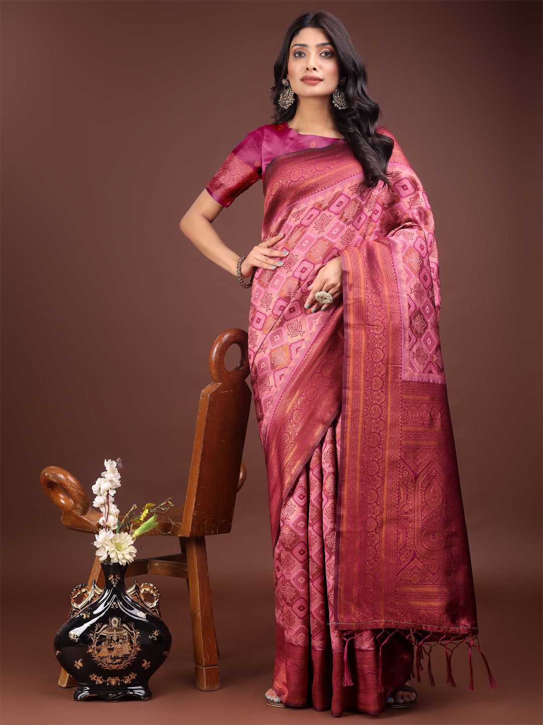 Shree Shyam Fashion Majestic Red & Light Pink Silk Saree with Rich Woven Pallu - A Regal Touch for Special Moments