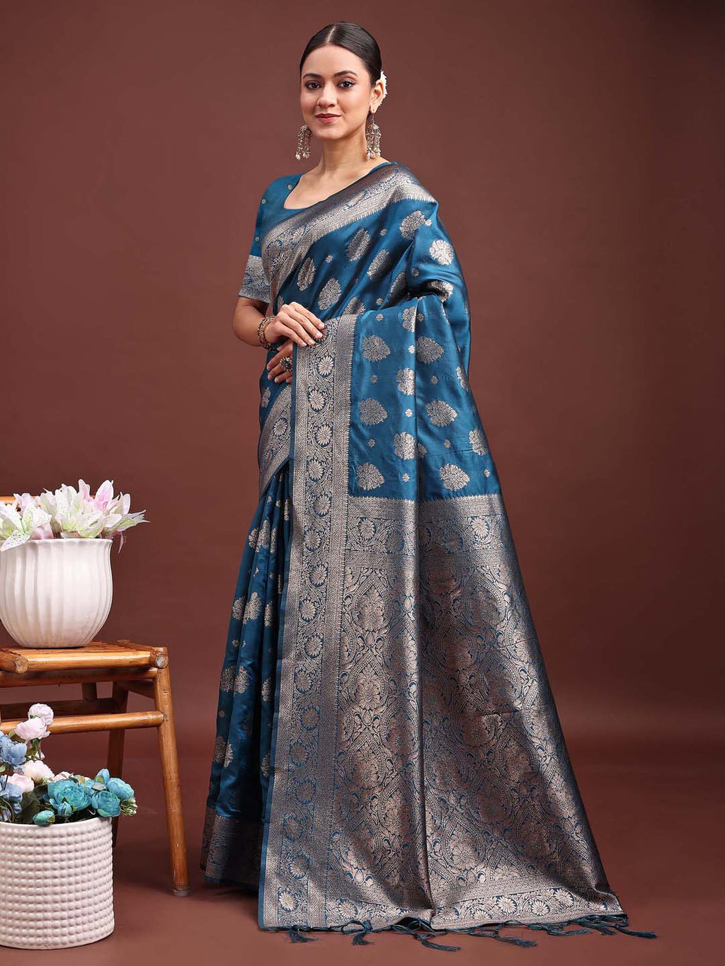 Shree Shyam Fashion Royal Blue Banarasi Silk Saree with Zari Weaving - A Timeless Tale of Elegance - Distacart