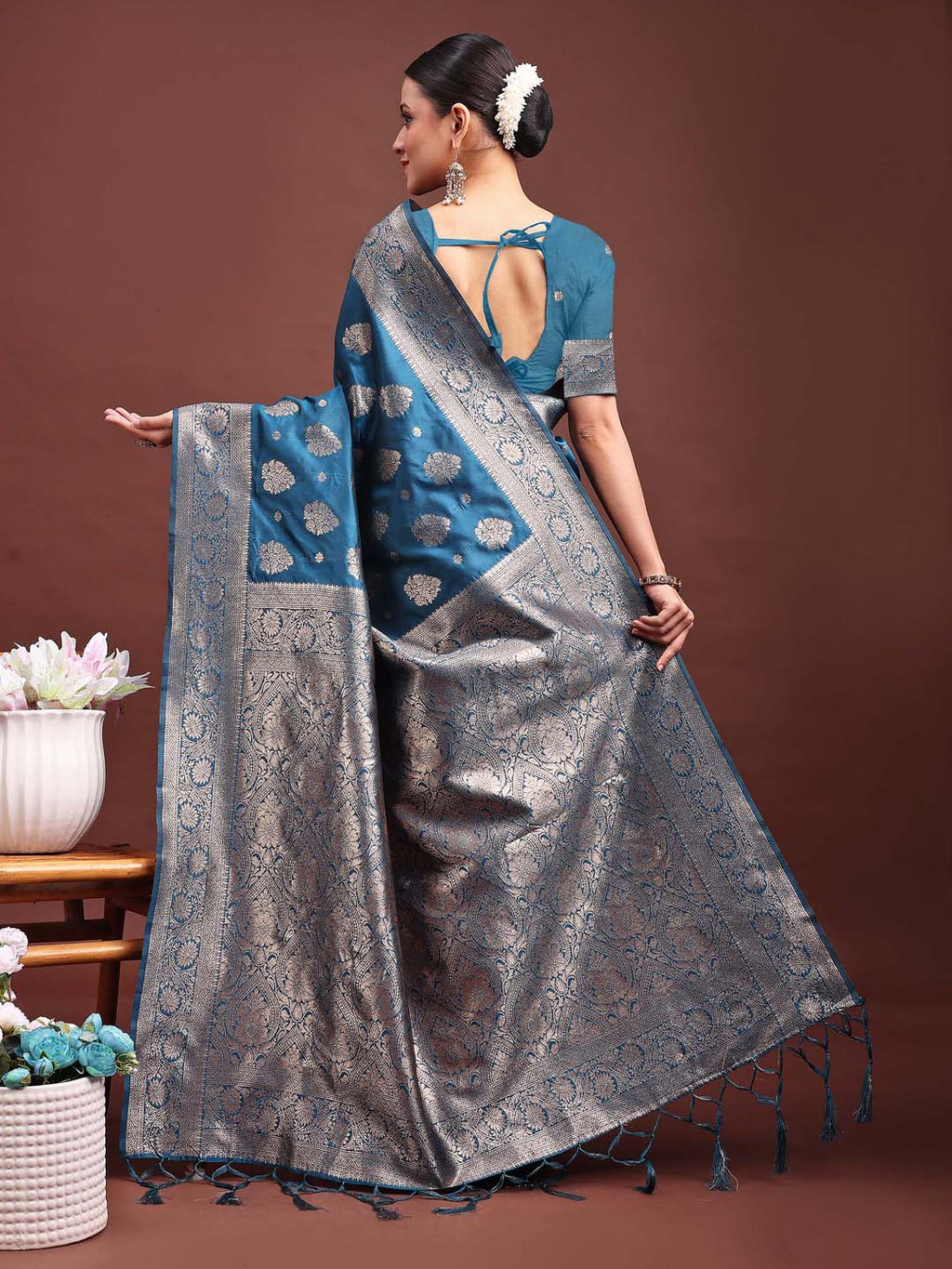 Shree Shyam Fashion Royal Blue Banarasi Silk Saree with Zari Weaving - A Timeless Tale of Elegance - Distacart