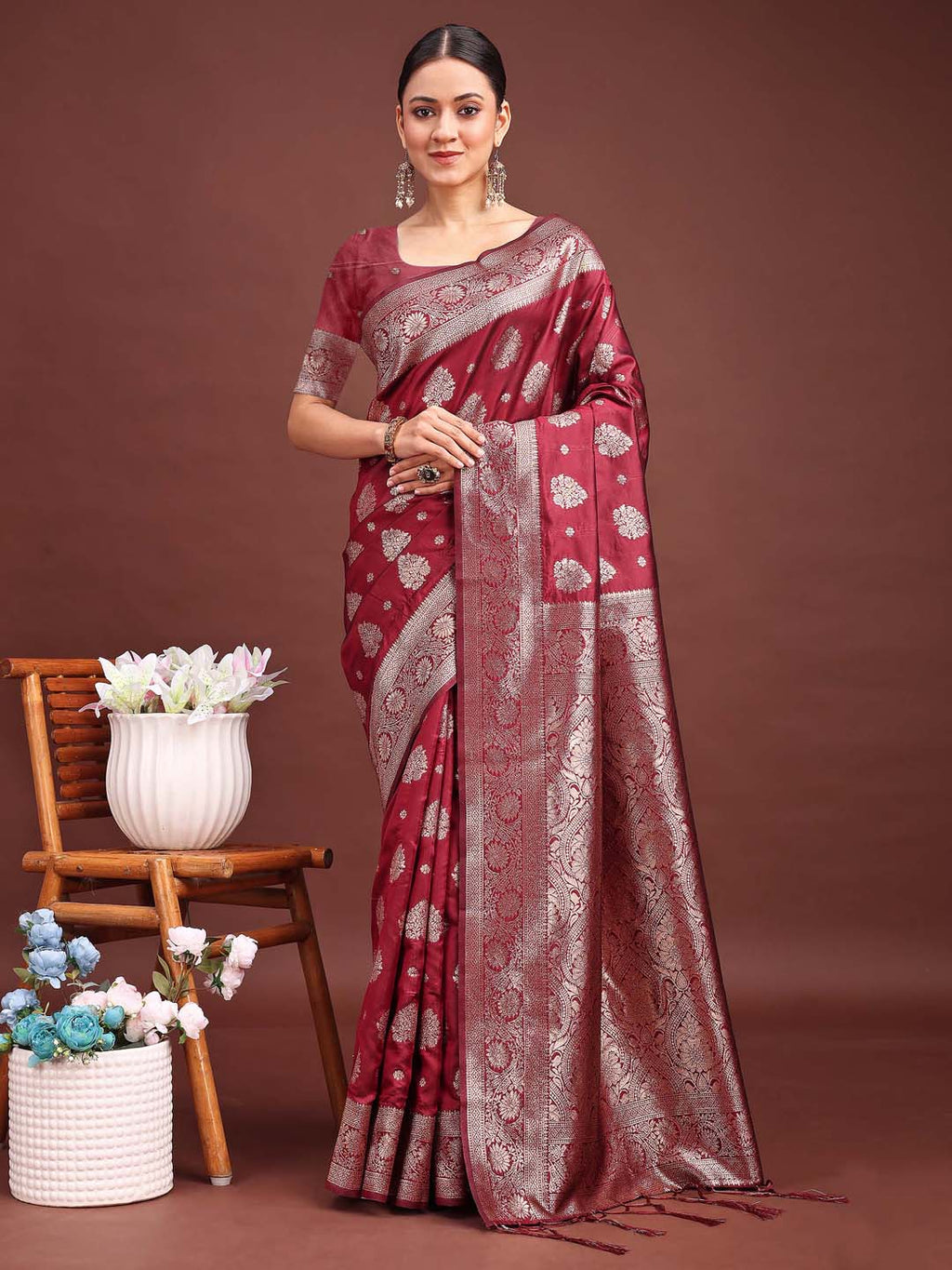 Shree Shyam Fashion Maroon Banarasi Silk Saree with Zari Weaving - A Timeless Tale of Elegance - Distacart