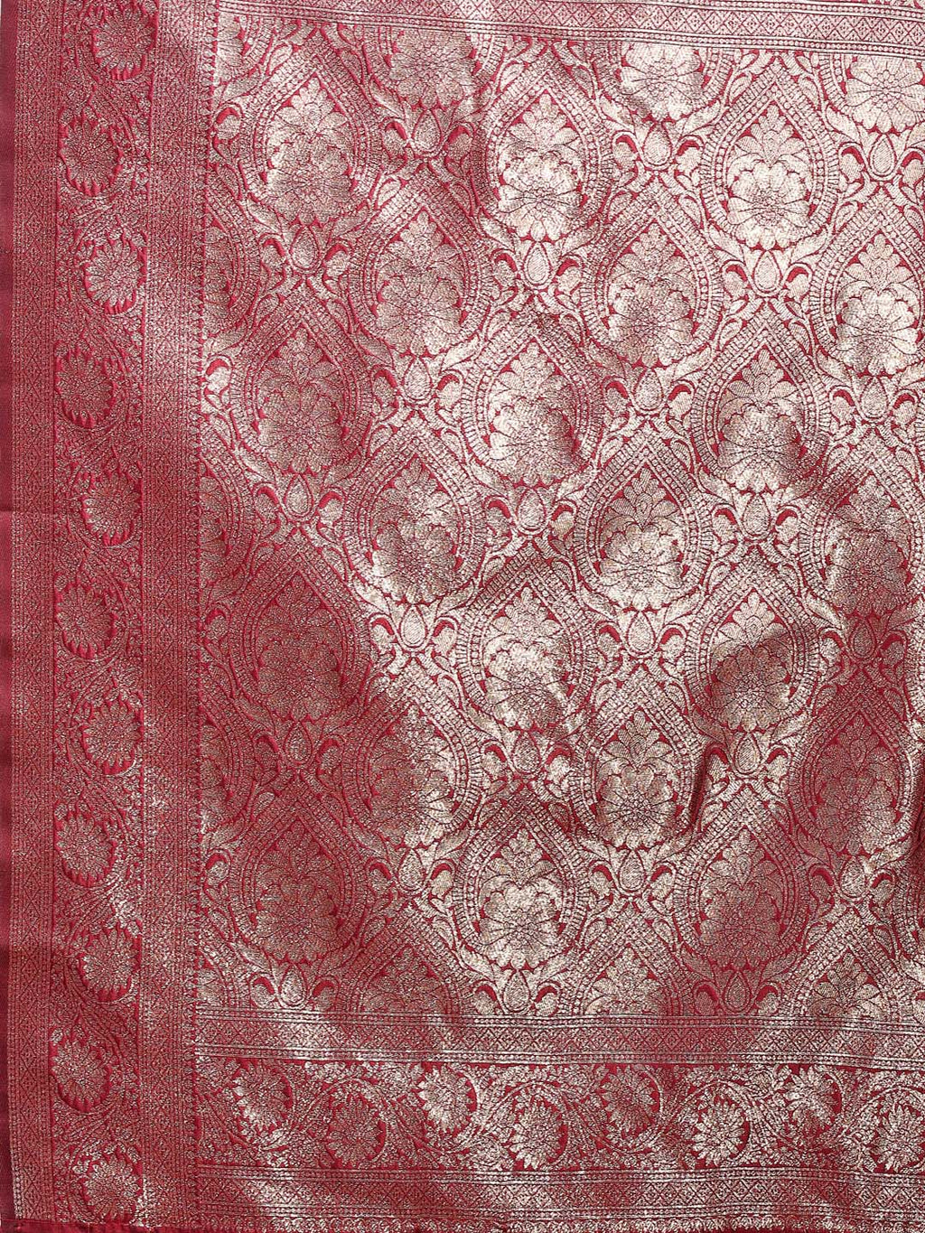 Shree Shyam Fashion Maroon Banarasi Silk Saree with Zari Weaving - A Timeless Tale of Elegance - Distacart
