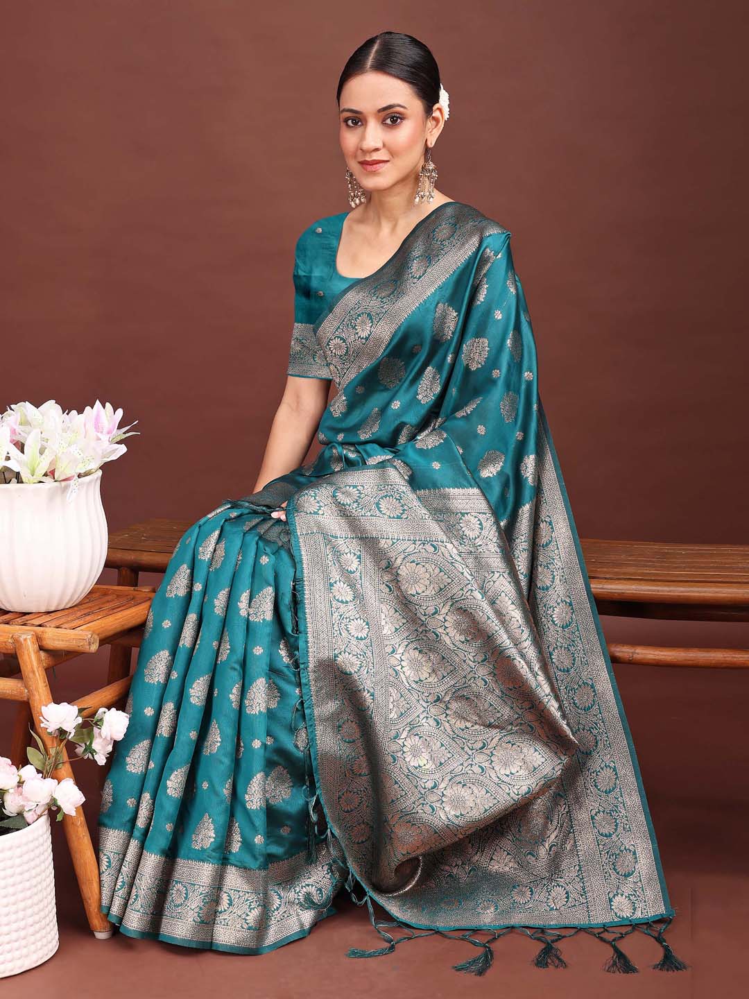 Shree Shyam Fashion Sea Green Banarasi Silk Saree with Zari Weaving - A Timeless Tale of Elegance - Distacart