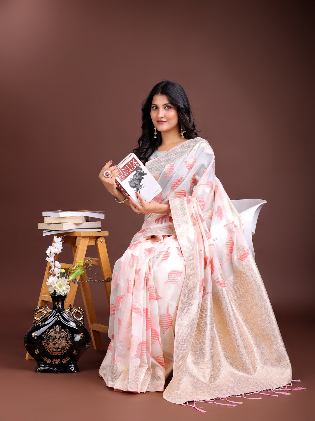 Shree Shyam Fashion White & Pink Cotton Woven Zari Work Traditional Tassel Saree