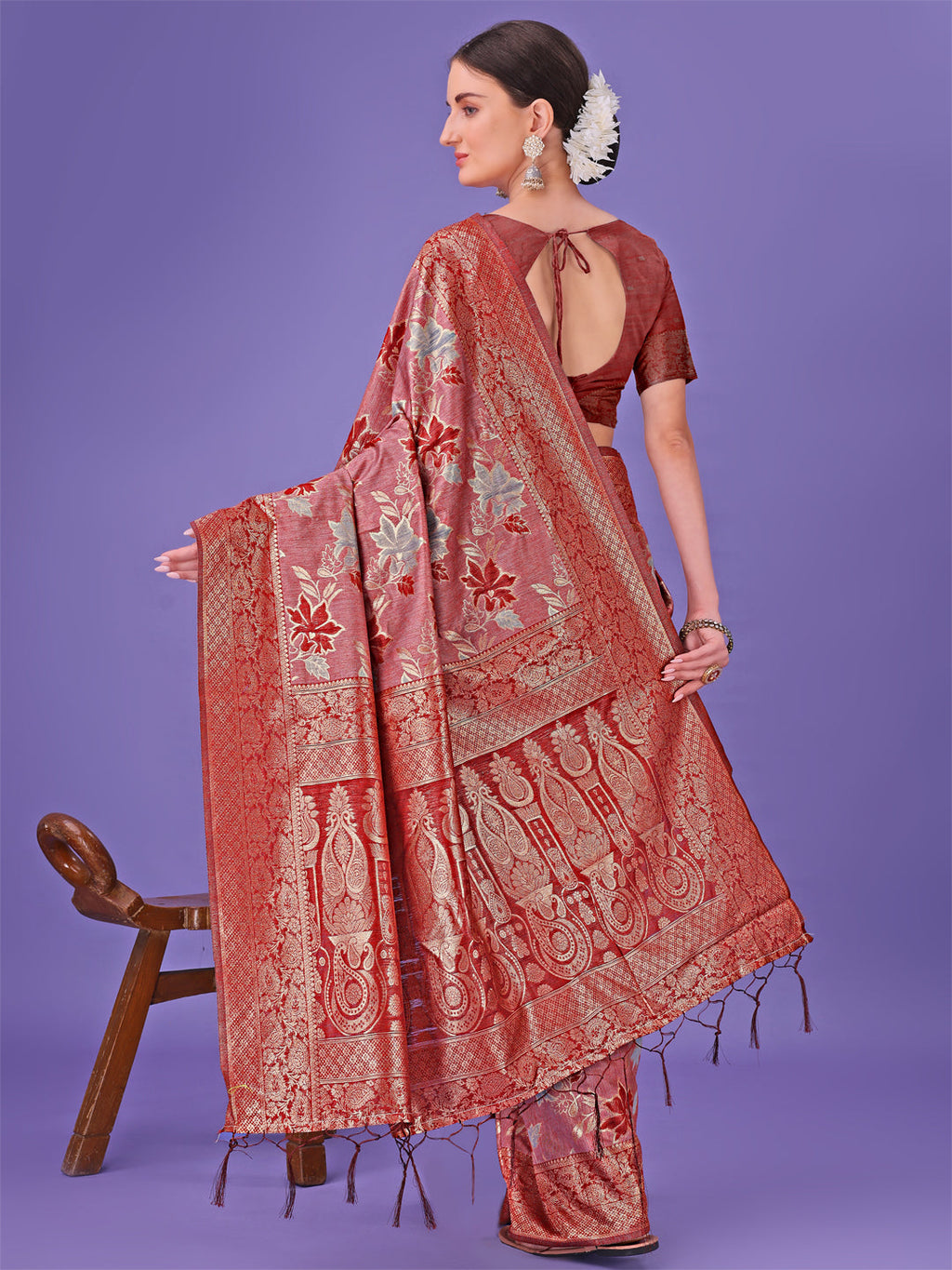 Shree Shyam Fashion Elegant Red Floral Lichi Silk Saree with Zari Weaving and Rich Pallu - Wedding & Festive Wear Saree