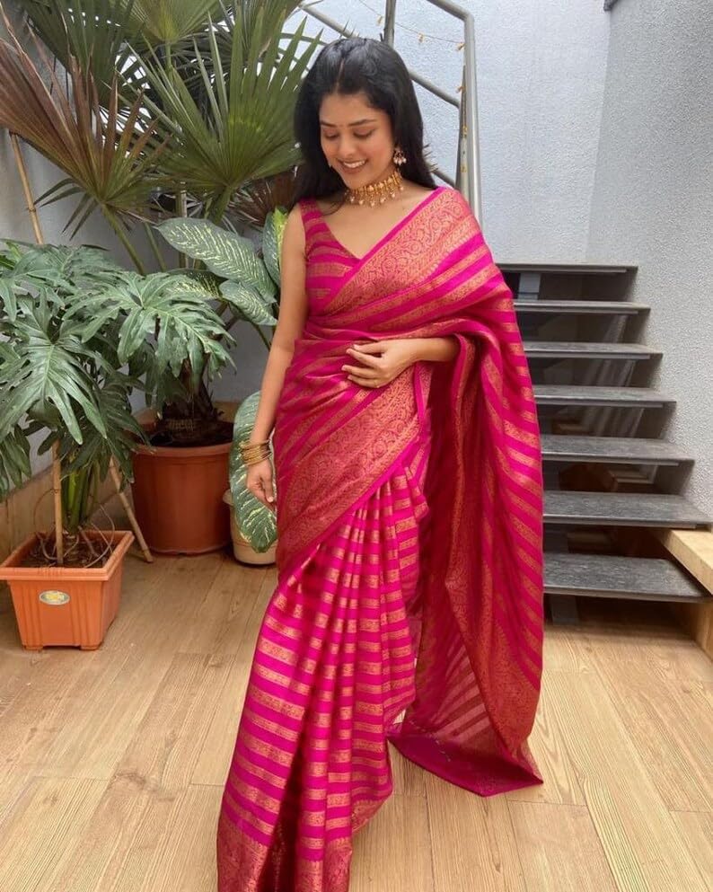 Vamika Weaving Banarasi Jacquard Pink Kanjivaram Saree