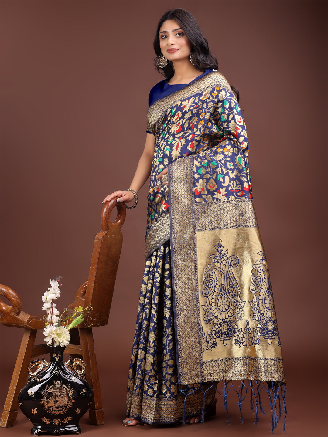Shree Shyam Fashion Majestic Navy Blue Silk Saree with Gold Zari & Floral Design - Perfect for Festive & Traditional Occasions - Distacart
