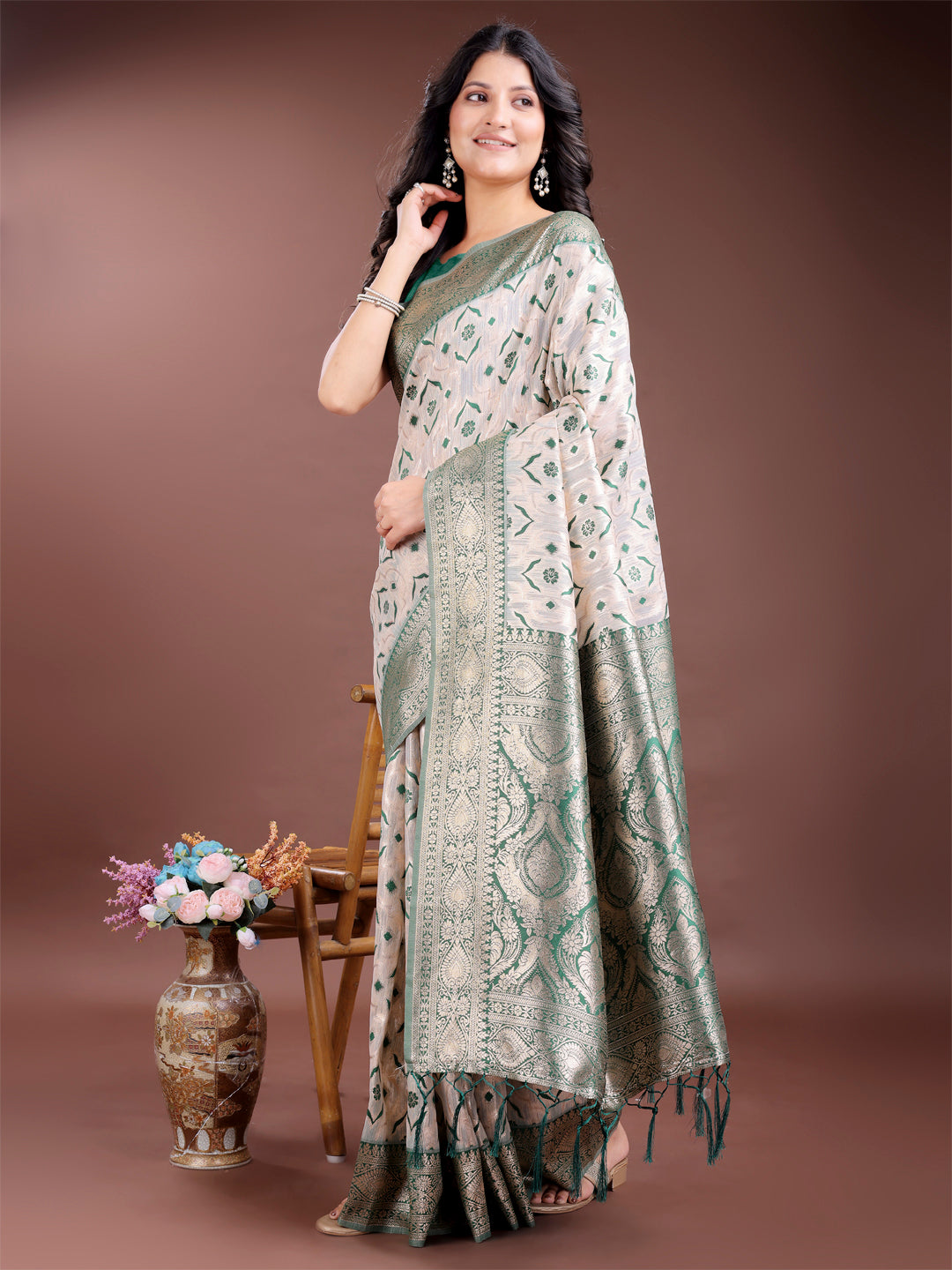 Shree Shyam Fashion Graceful Cream & Green Linen Cotton Saree with Rich Zari Pallu - A Touch of Royal Comfort