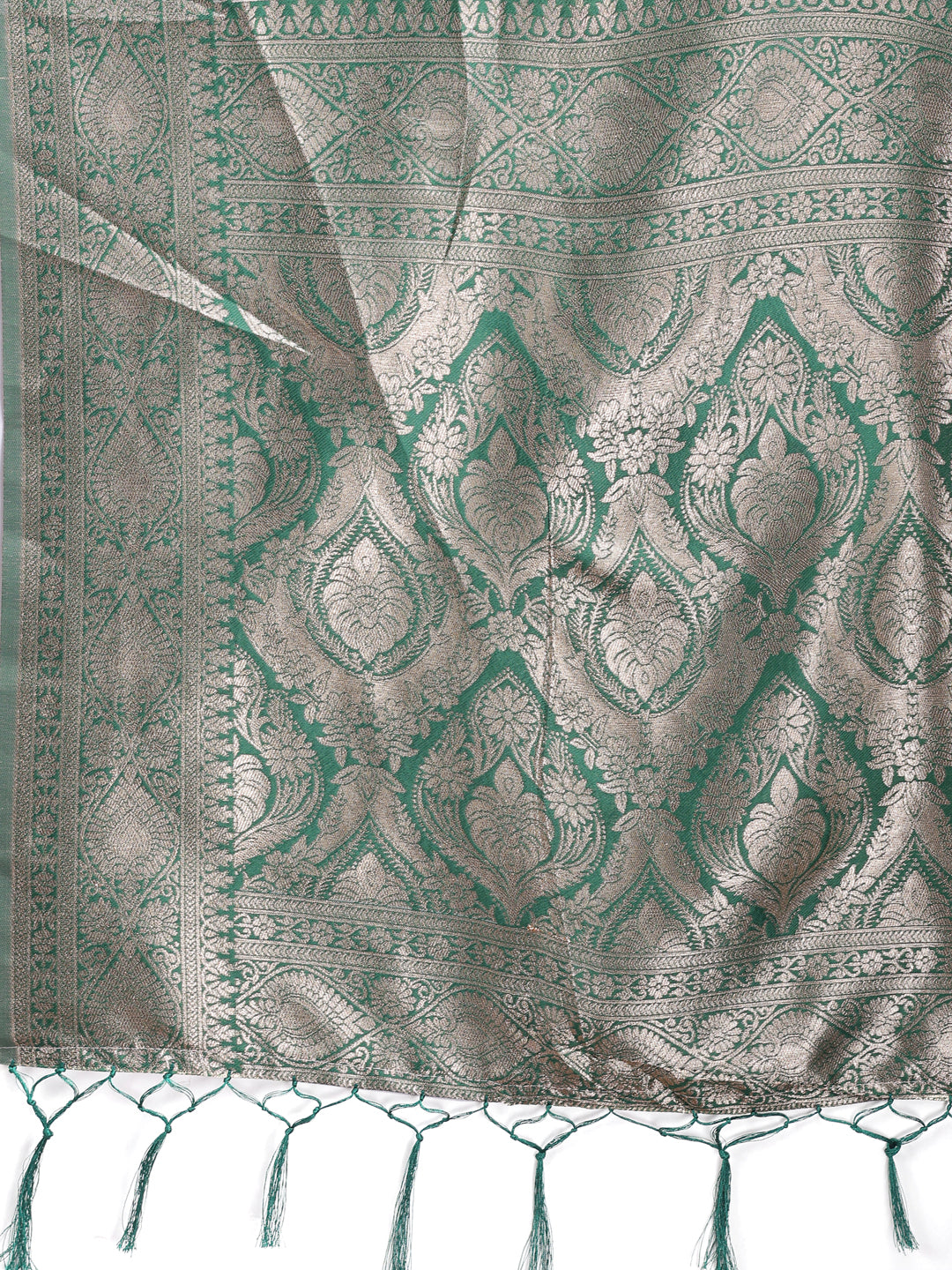 Shree Shyam Fashion Graceful Cream & Green Linen Cotton Saree with Rich Zari Pallu - A Touch of Royal Comfort