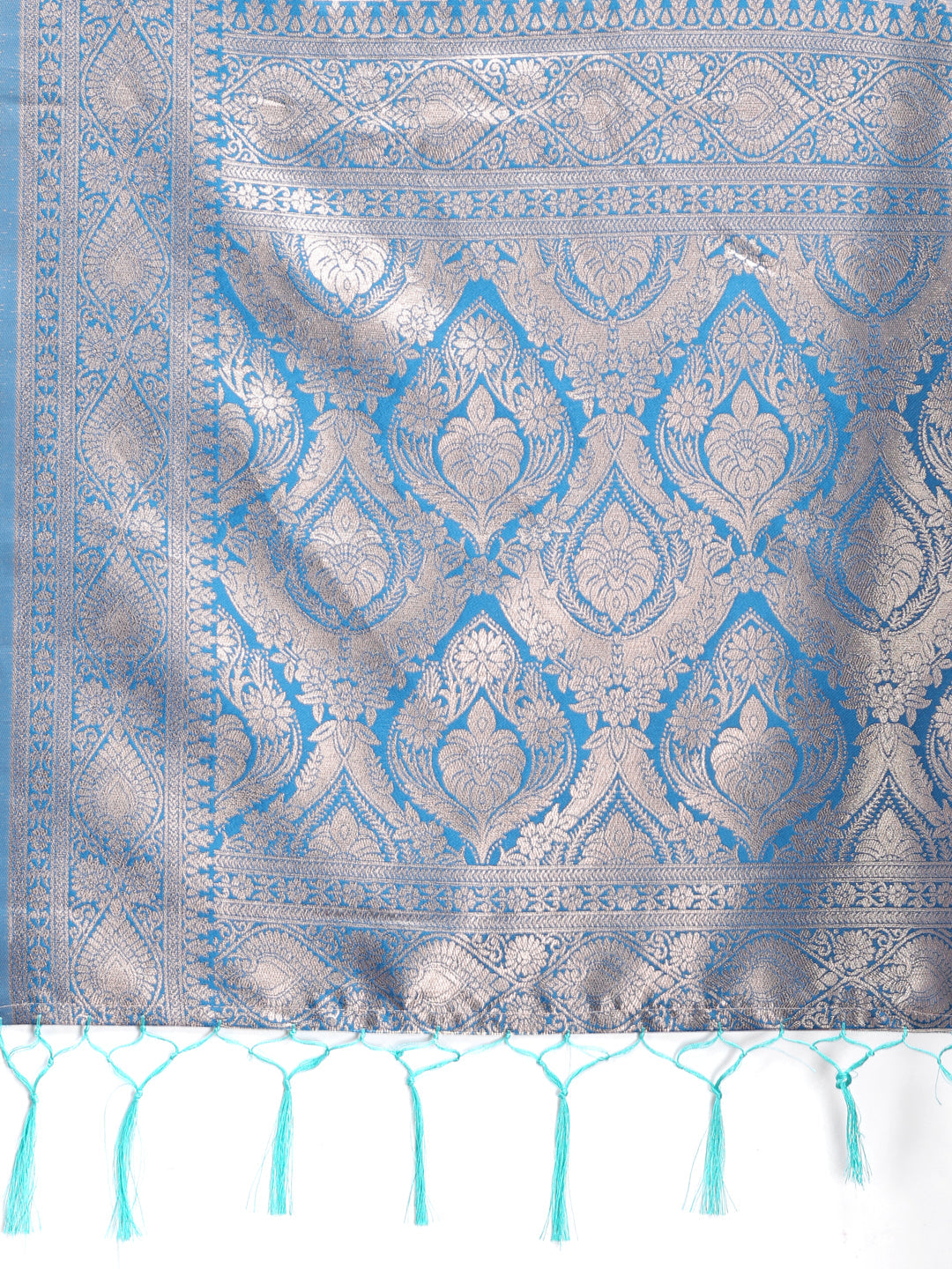 Shree Shyam Fashion Graceful Cream & Sky Blue Linen Cotton Saree with Rich Zari Pallu - A Touch of Royal Comfort
