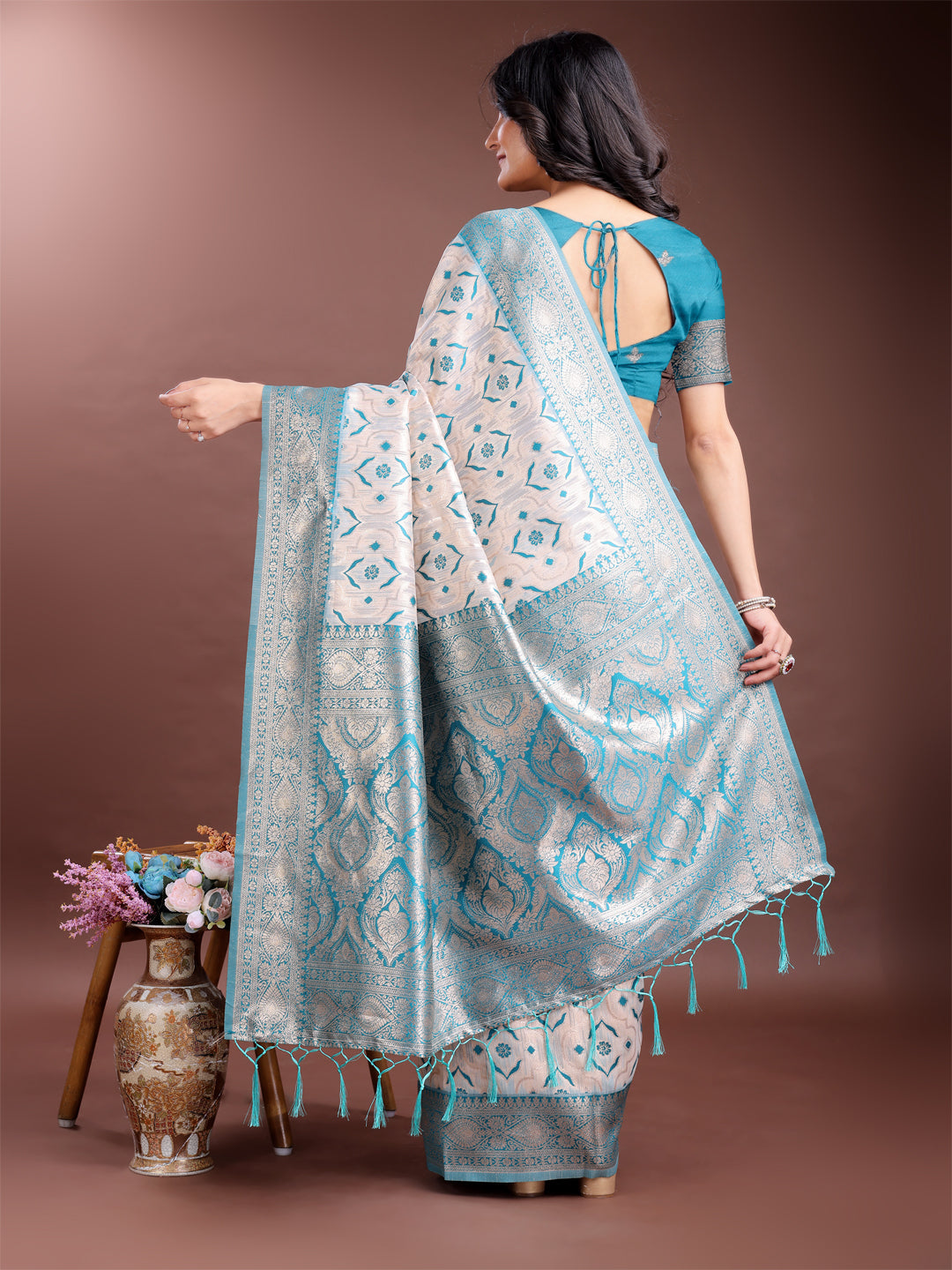 Shree Shyam Fashion Graceful Cream & Sea Green Linen Cotton Saree with Rich Zari Pallu - A Touch of Royal Comfort