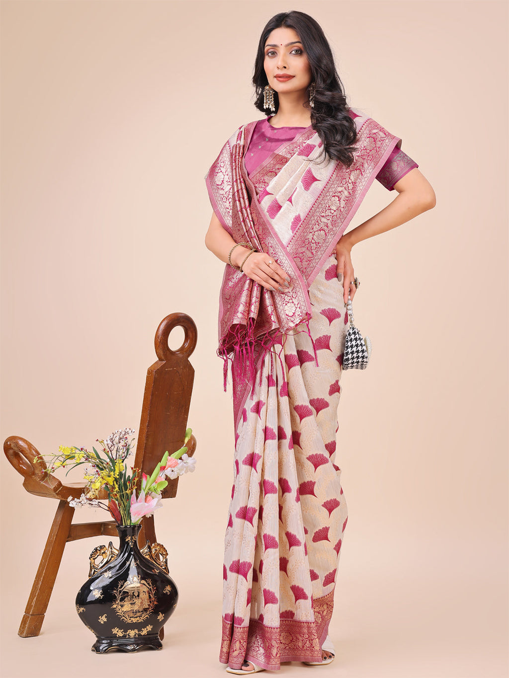 Shree Shyam Fashion Elegant Off-White & Magenta Linen Cotton Saree with Zari Woven Border and Pallu - Soft Lightweight Saree for Daily,Festive & Office Wear