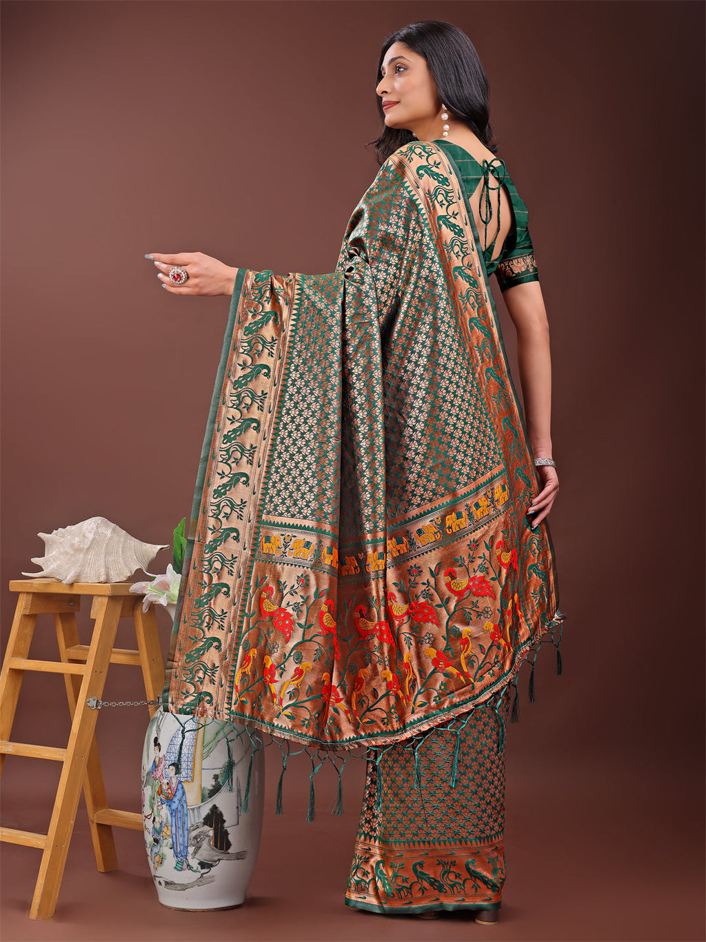 Shree Shyam Fashion Fiery Green Banarasi Silk Saree with Gold Zari and Colorful Pallu - Perfect for Bridal,Wedding & Festive Glamour