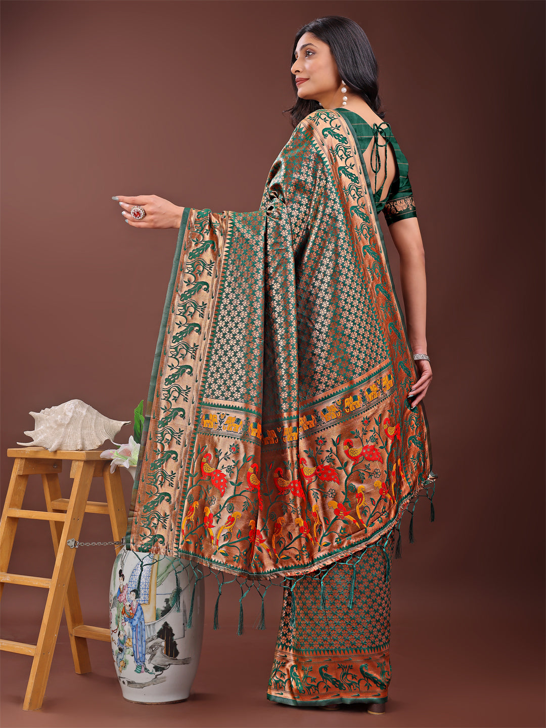 Shree Shyam Fashion Fiery Green Banarasi Silk Saree with Gold Zari and Colorful Pallu - Perfect for Bridal,Wedding & Festive Glamour