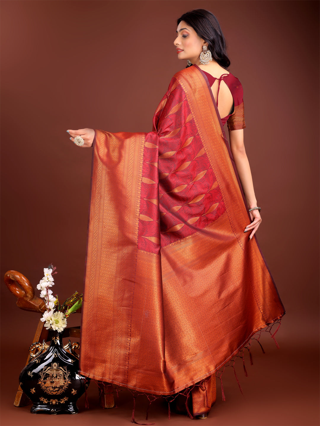 Shree Shyam Fashion Maroon Linen Cotton Saree with Golden Zari Leaf Woven Design & Rich Pallu - Festive Wear | Office Look | Soft Drape - Distacart
