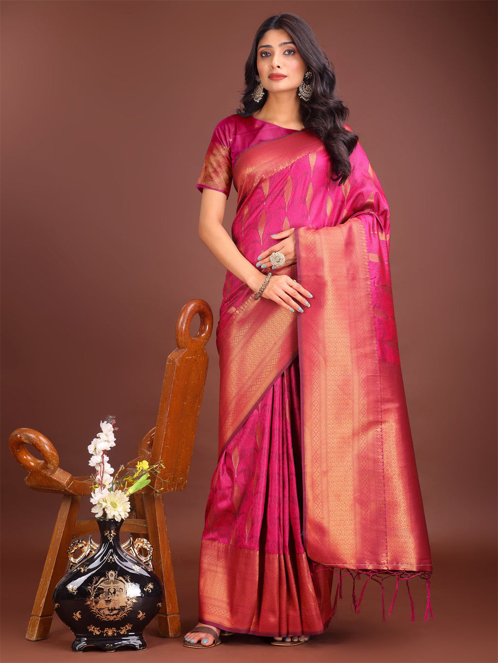 Shree Shyam Fashion Magenta Linen Cotton Saree with Golden Zari Leaf Woven Design & Rich Pallu - Festive Wear | Office Look | Soft Drape - Distacart