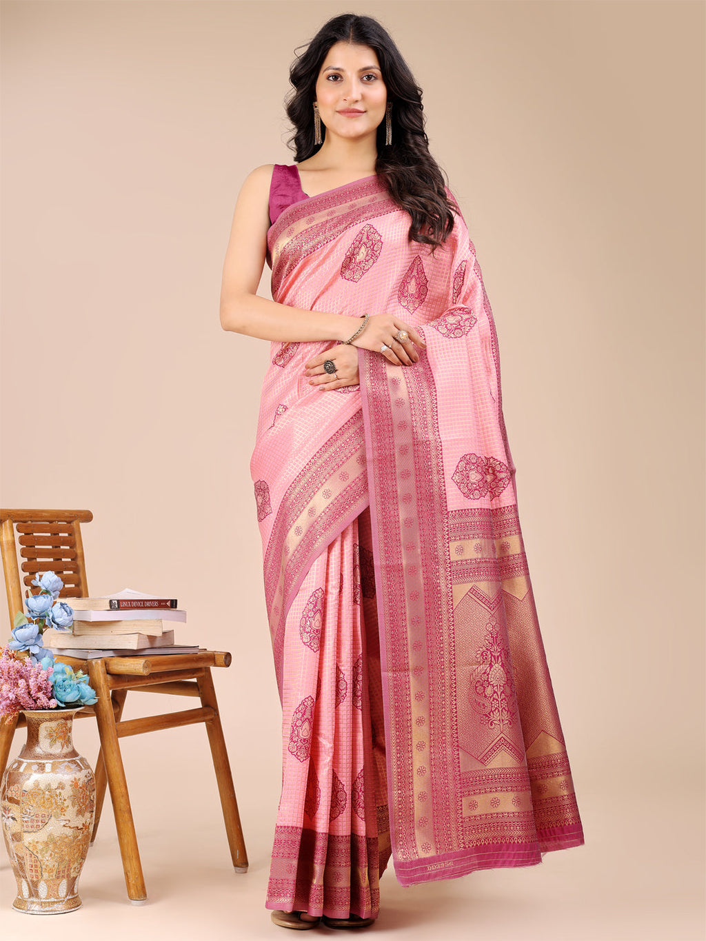 Shree Shyam Fashion Light Pink & Magenta Banarasi silk Woven Zari Work Traditional Tassel Saree