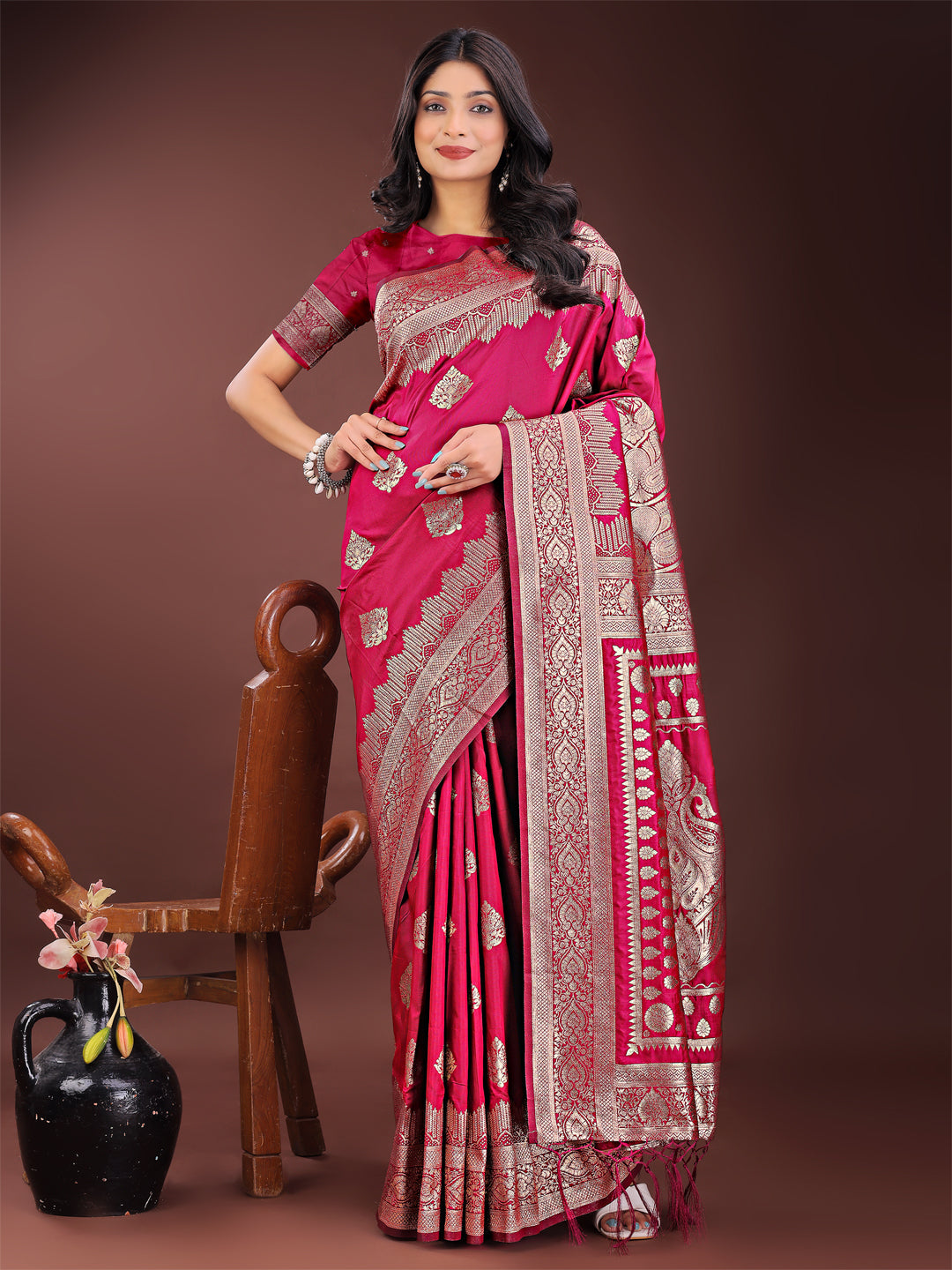 Shree Shyam Fashion Graceful Magenta Banarasi Silk Saree with Silver Zari - Perfect Ethnic Wear for Weddings & Festive Moments - Distacart