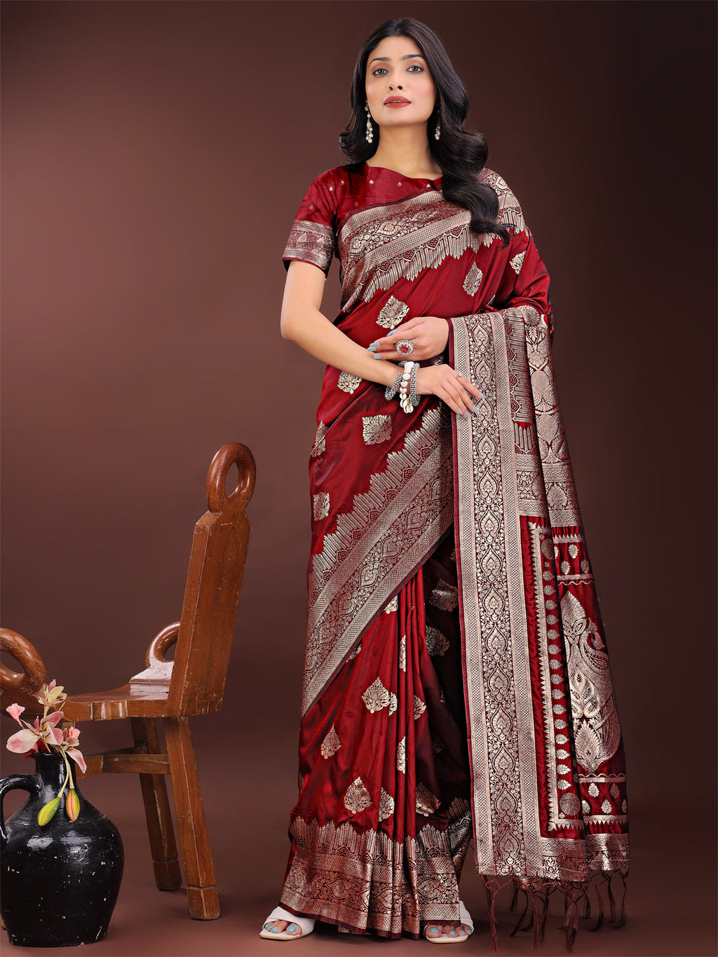 Shree Shyam Fashion Graceful Maroon Banarasi Silk Saree with Silver Zari - Perfect Ethnic Wear for Weddings & Festive Moments - Distacart