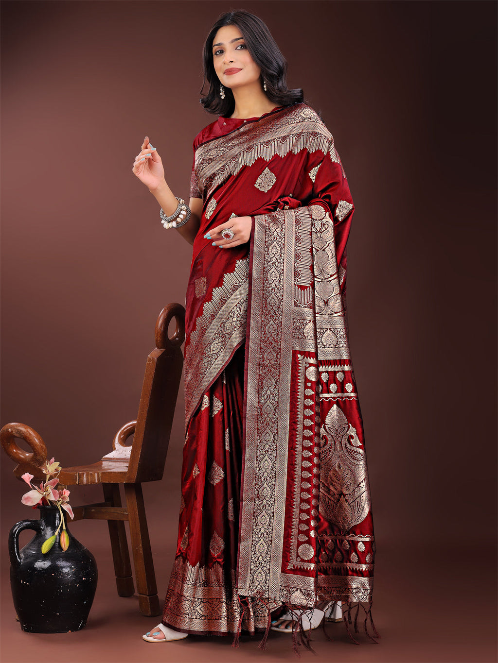 Shree Shyam Fashion Graceful Maroon Banarasi Silk Saree with Silver Zari - Perfect Ethnic Wear for Weddings & Festive Moments - Distacart
