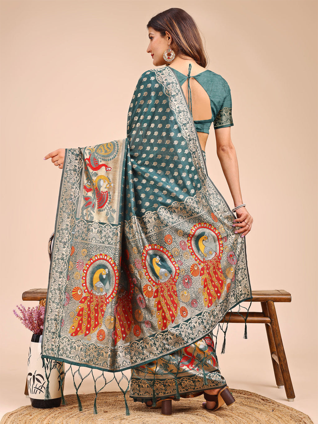 Shree Shyam Fashion Majestic Green Linen Cotton Saree with Royal Peacock Pallu - A Celebration of Heritage and Grace