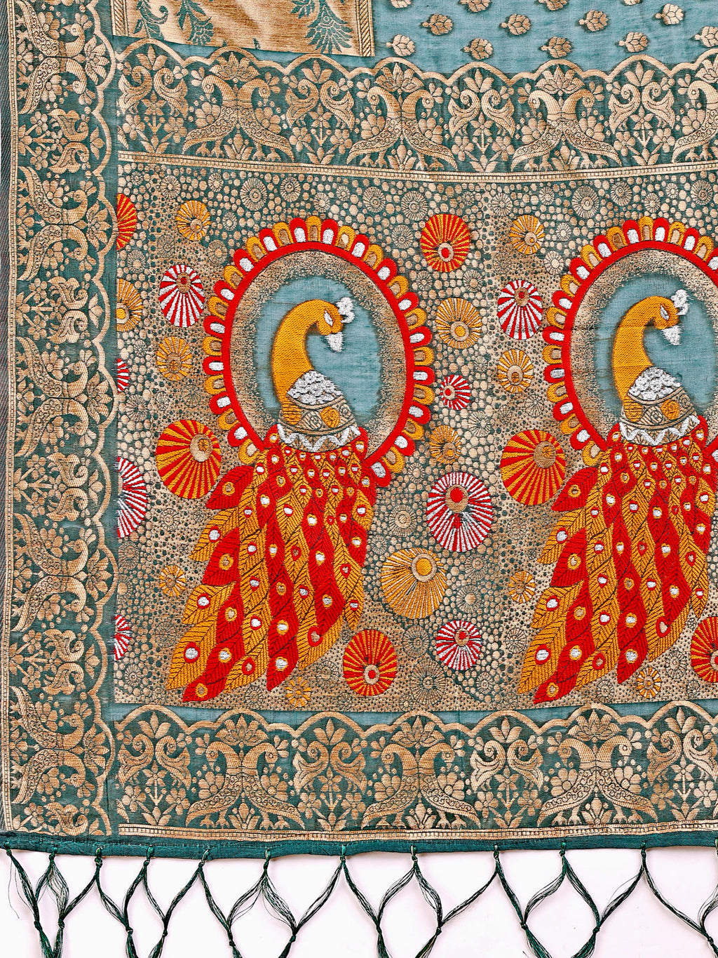 Shree Shyam Fashion Majestic Green Linen Cotton Saree with Royal Peacock Pallu - A Celebration of Heritage and Grace
