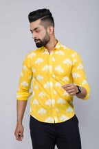 Miravan Men's Yellow and White Floral Printed Full Sleeves Cotton Casual Shirt