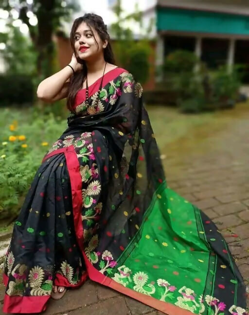 Exclusive Collection Black Beautiful Handloom Silk Cotton Saree