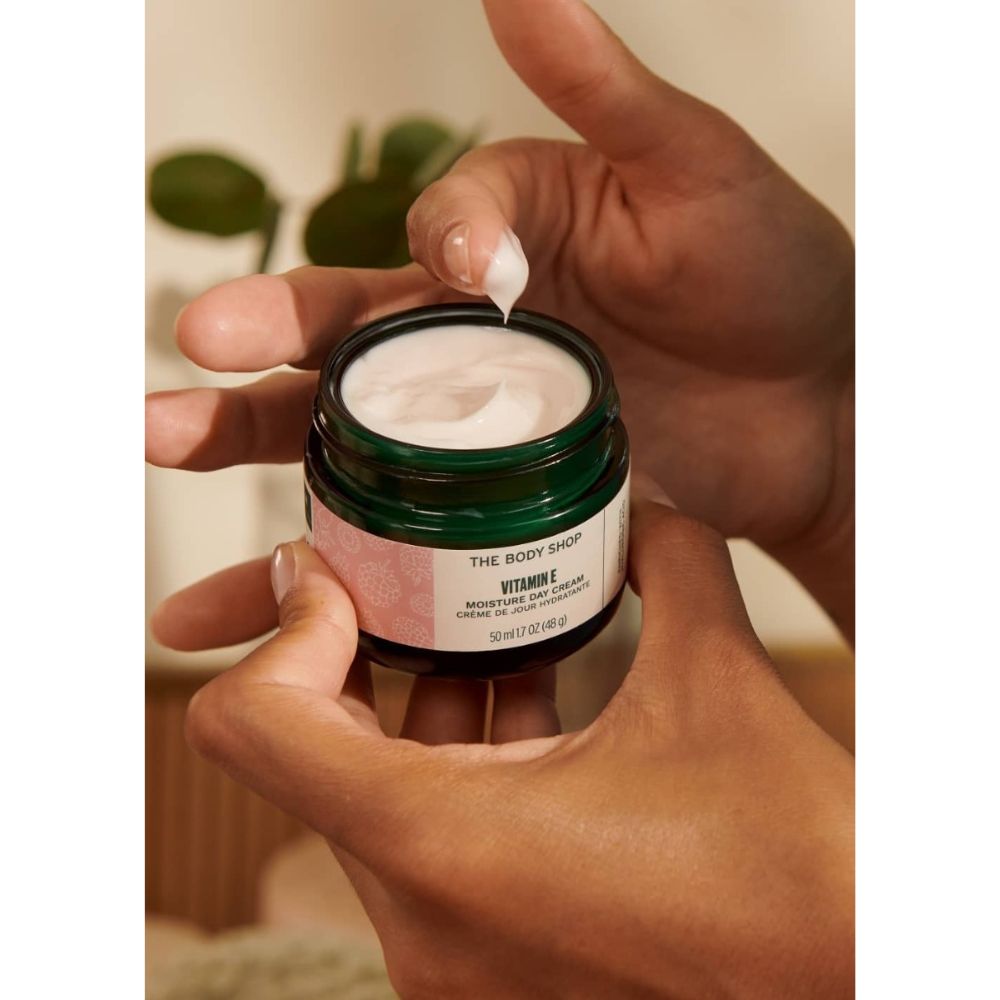 The Body Shop Vitamin E Moisture Cream - Distacart