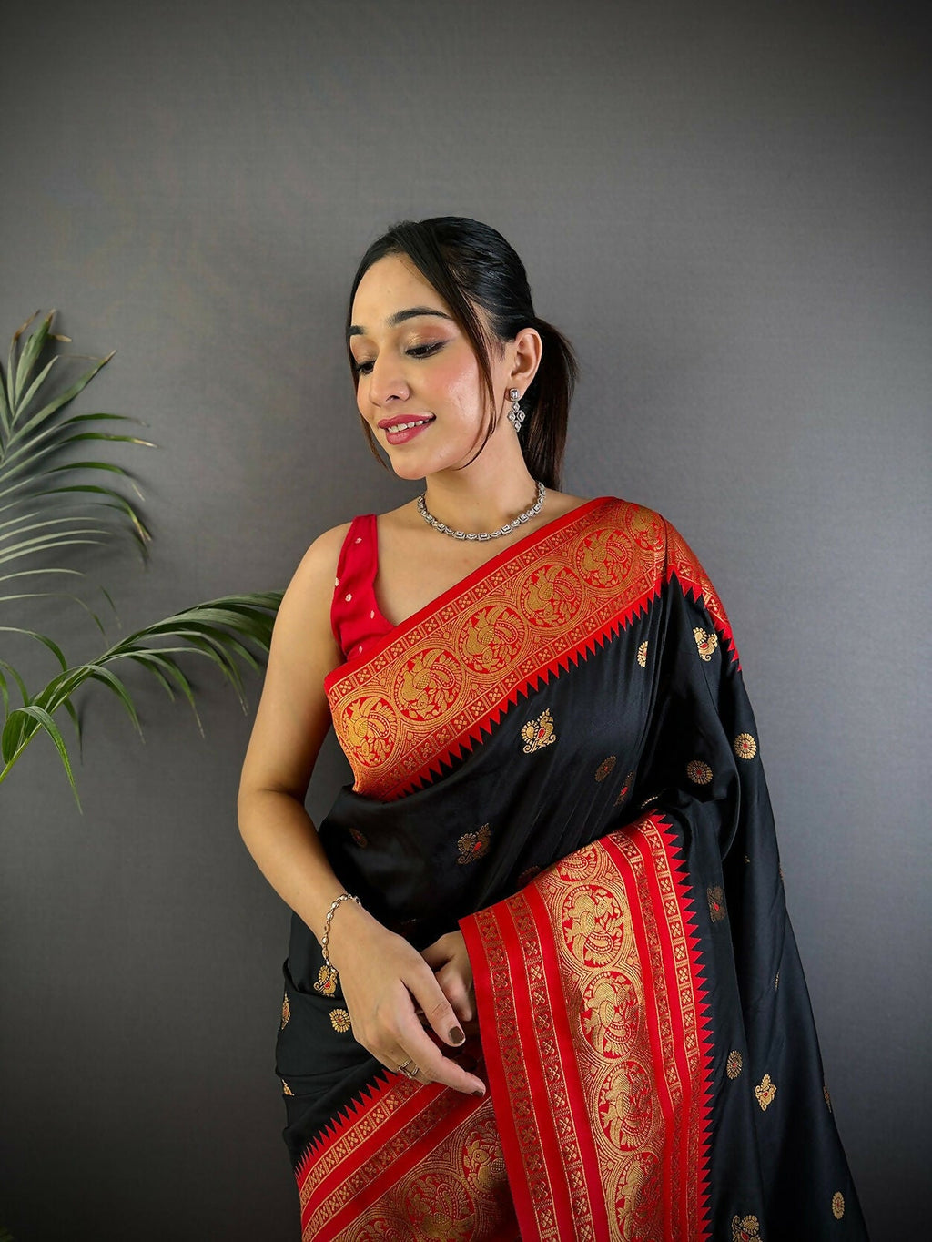 Joban Fashion Banarasi Black Woven Soft Silk Saree - Distacart