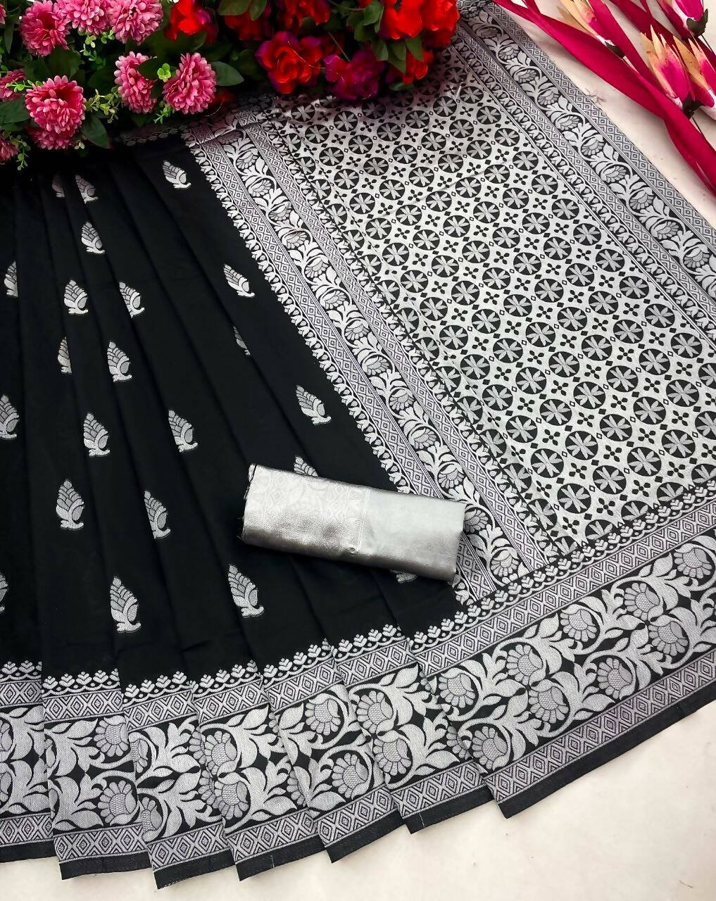 DEIANA'S Beautiful Designer Golden zari Soft Lichi Silk Saree - Black