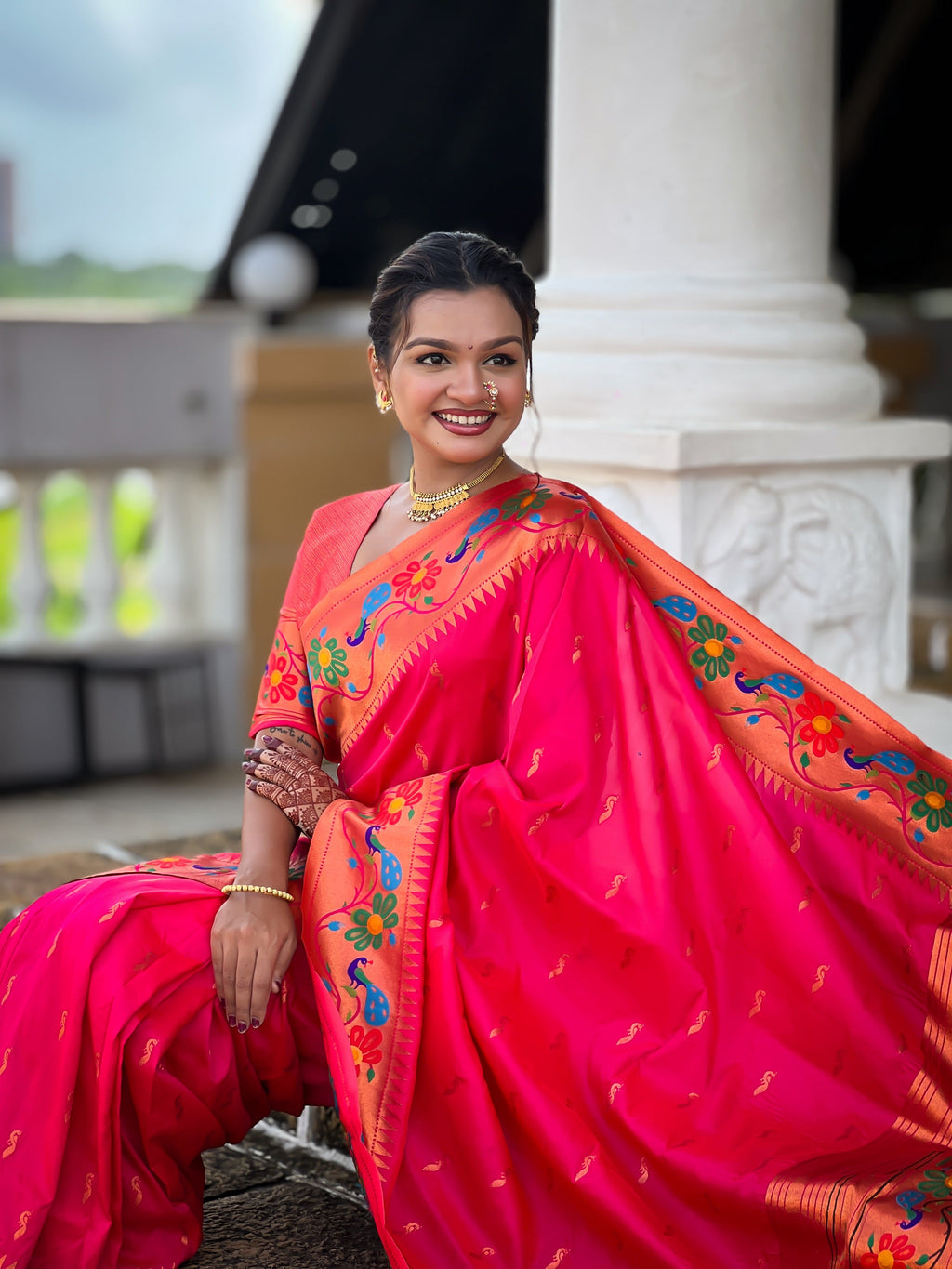 Vedant Vastram Soft Litchi Silk Paithani Jacquard Saree - Pink