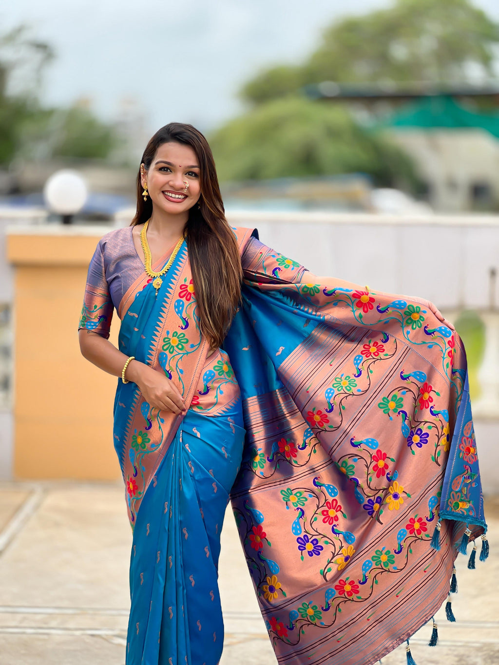 Vedant Vastram Soft Litchi Silk Paithani Jacquard Saree - Skyblue