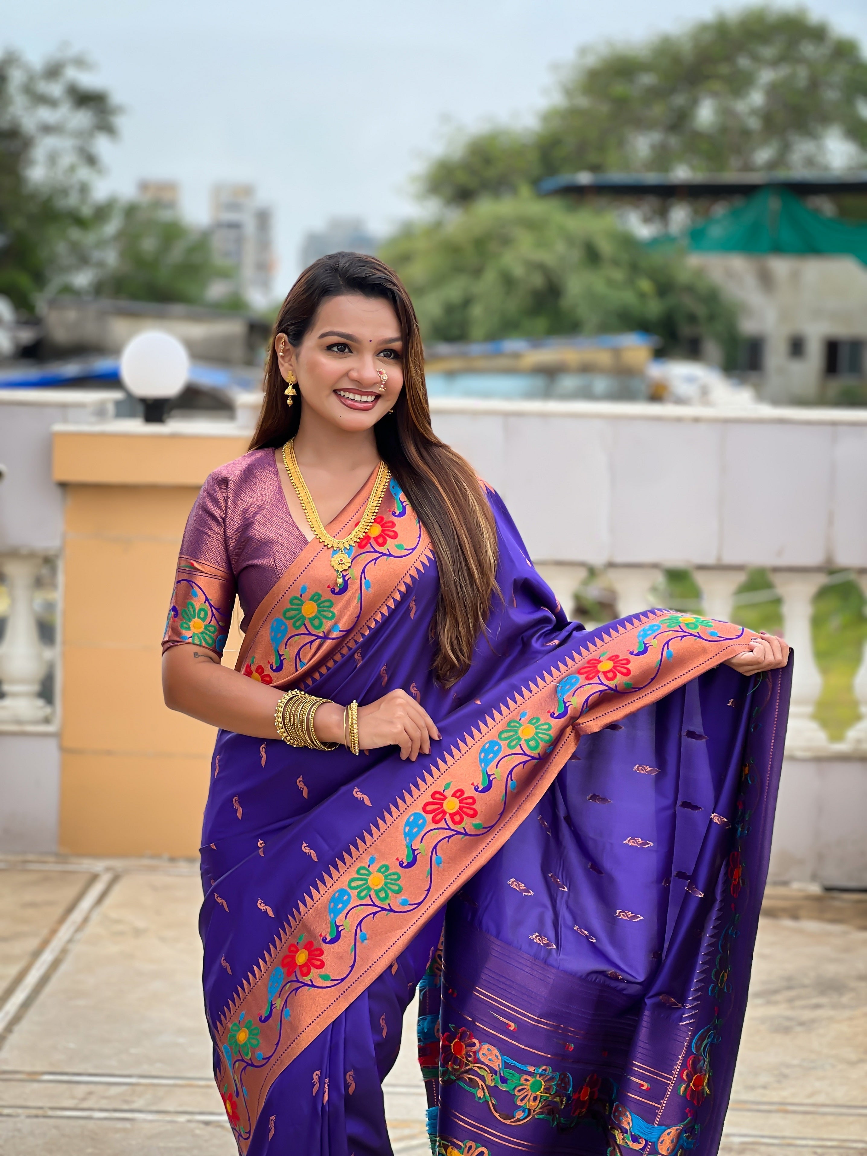 Vedant Vastram Soft Litchi Silk Paithani Jacquard Saree - Violet