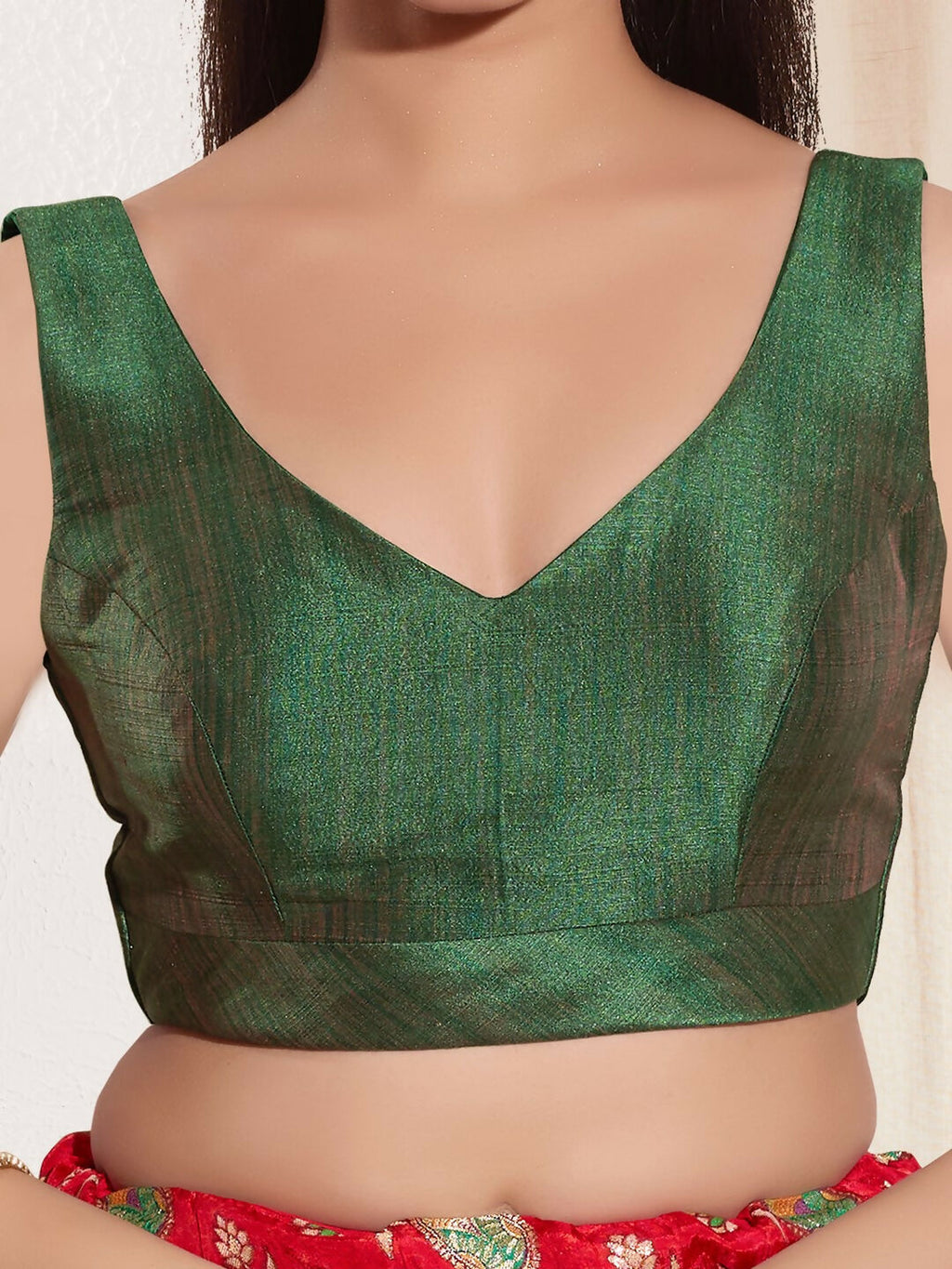 Joban Fashion Dark Green Mulberry Silk Padded Blouse With Round Neck Sleeveless - Distacart