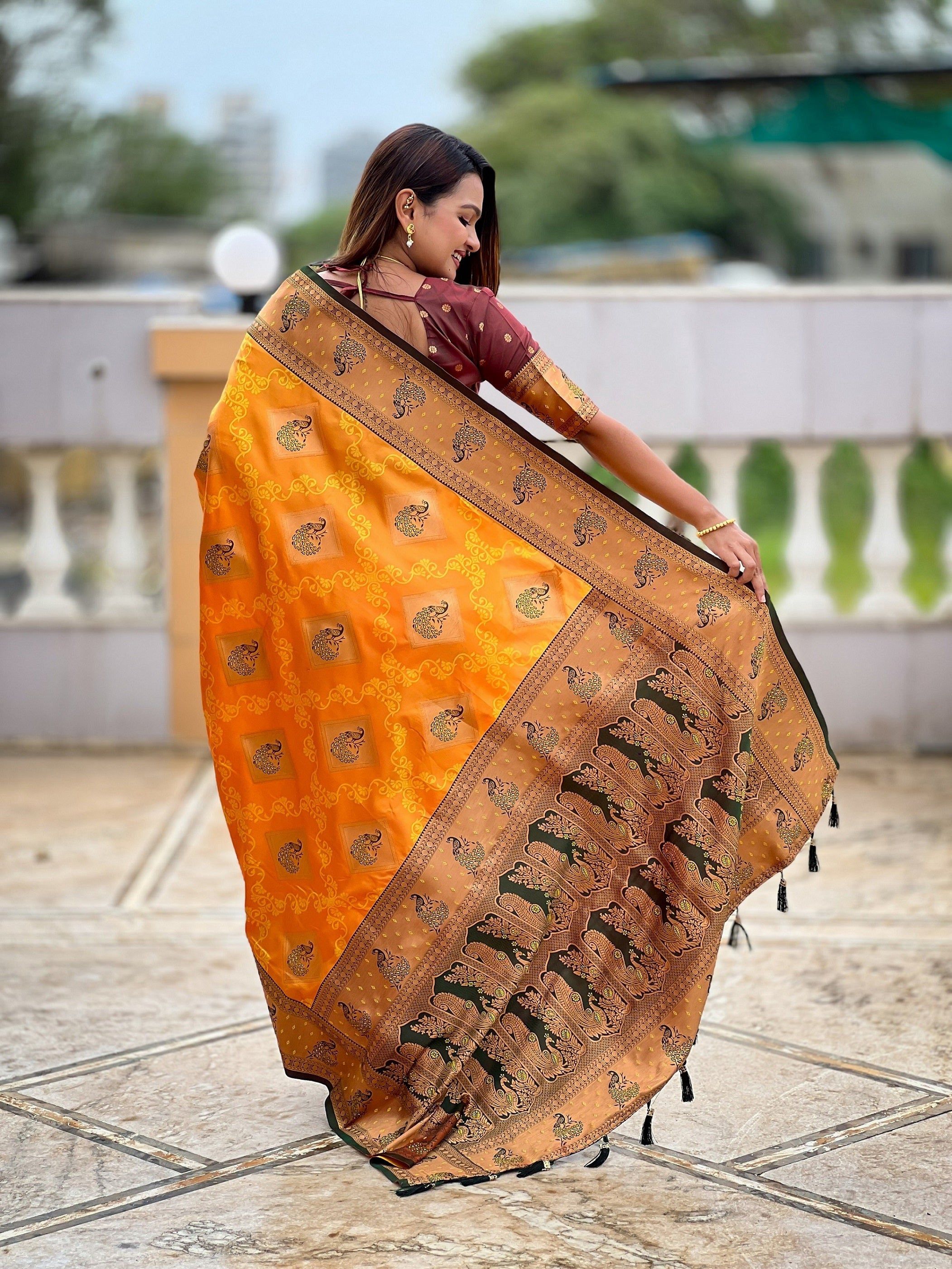 Vedant Vastram Soft Litchi Silk Banarasi Silk Jacquard Saree - Mustard