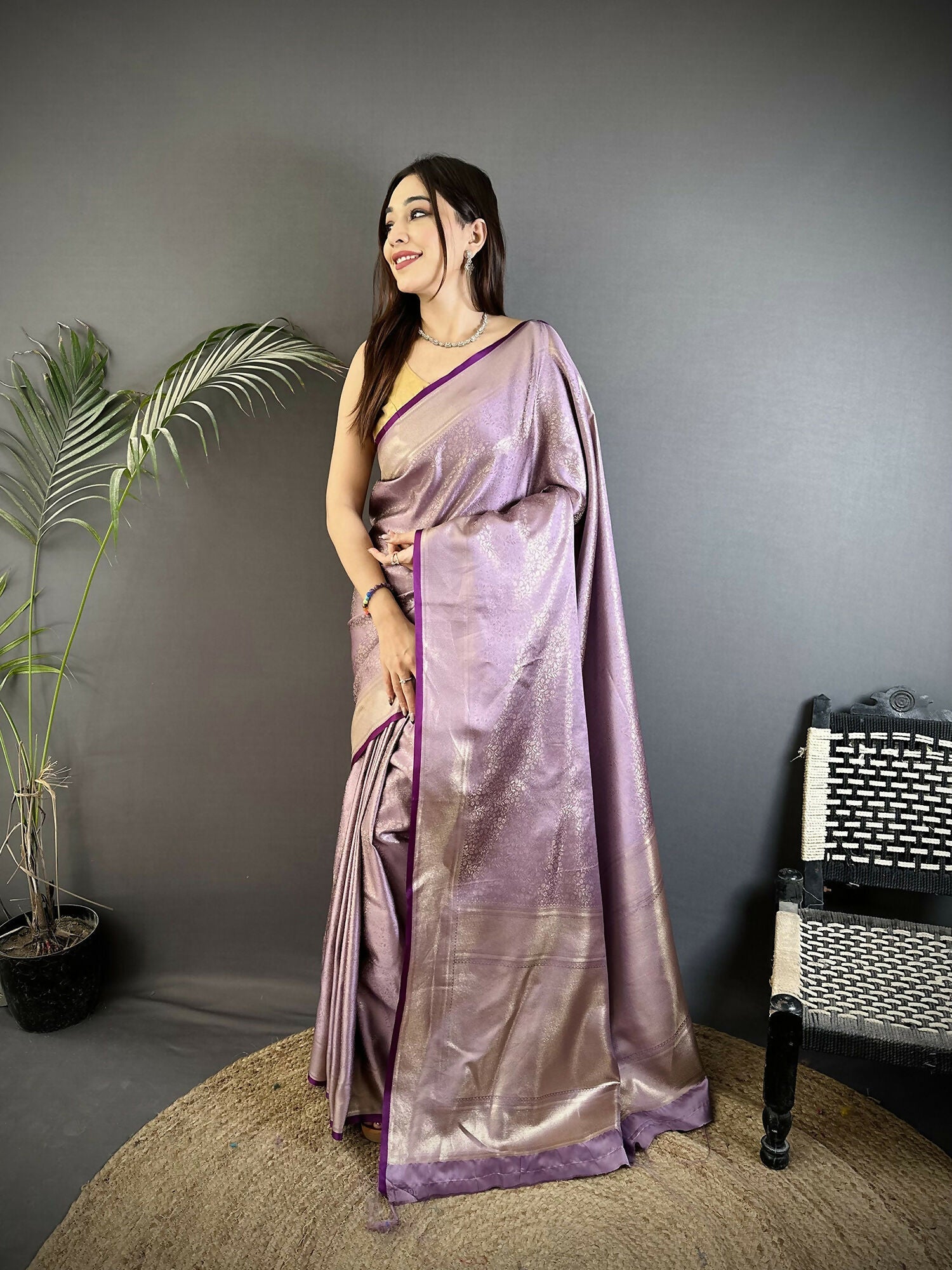 Joban Fashion Lavender Floral Motifs & Ethnic Design Soft Satin Silk Kanchipuram Saree - Distacart