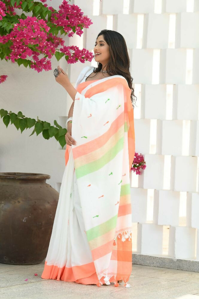 Beatitude White Cotton Handloom Saree